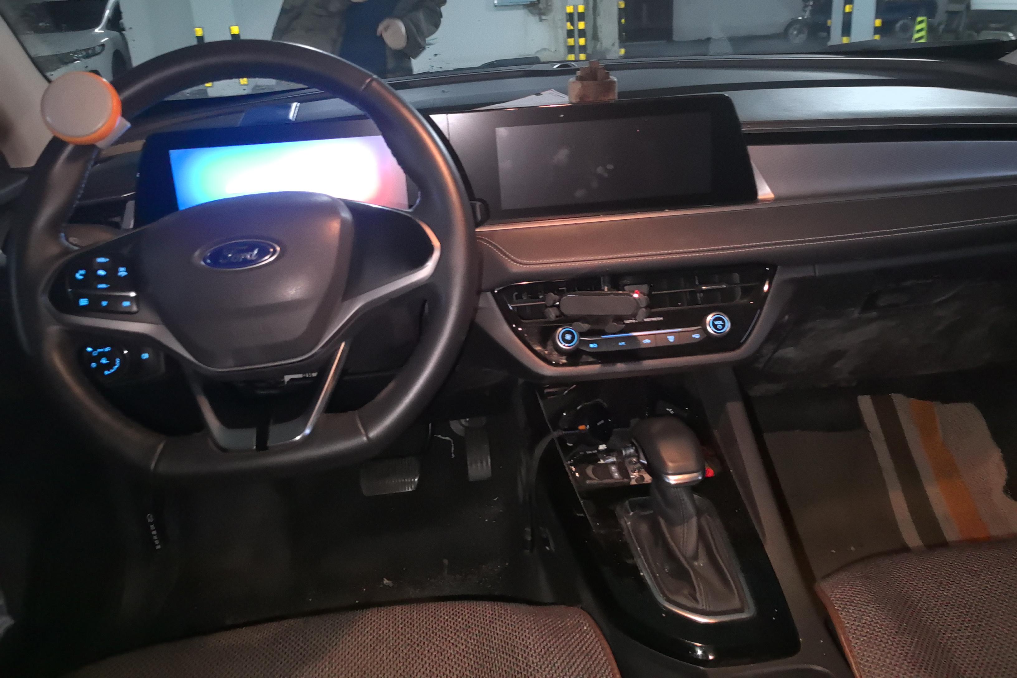 Ford Escort 2022 car image #15