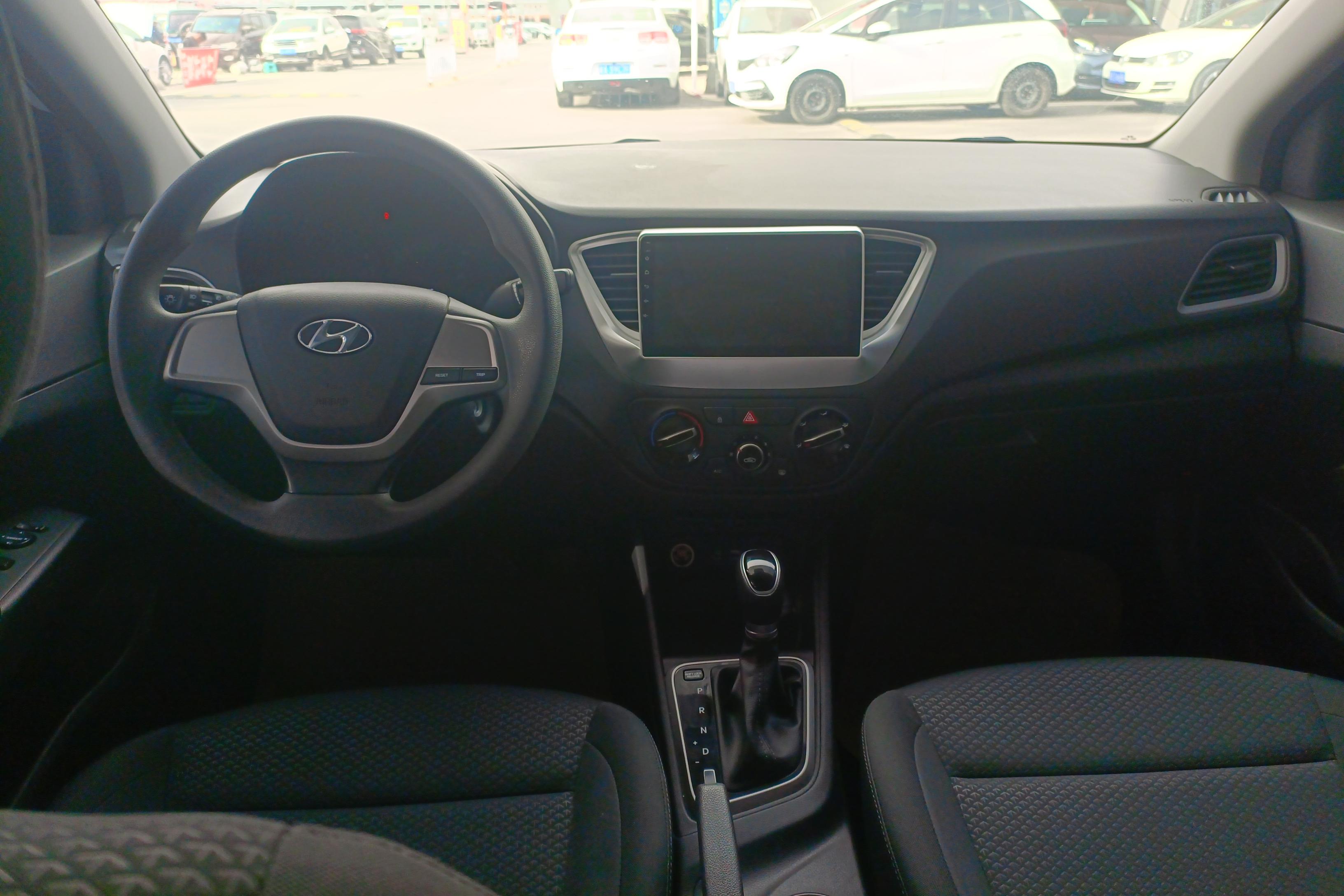 Hyundai Verna 2019 car image #15