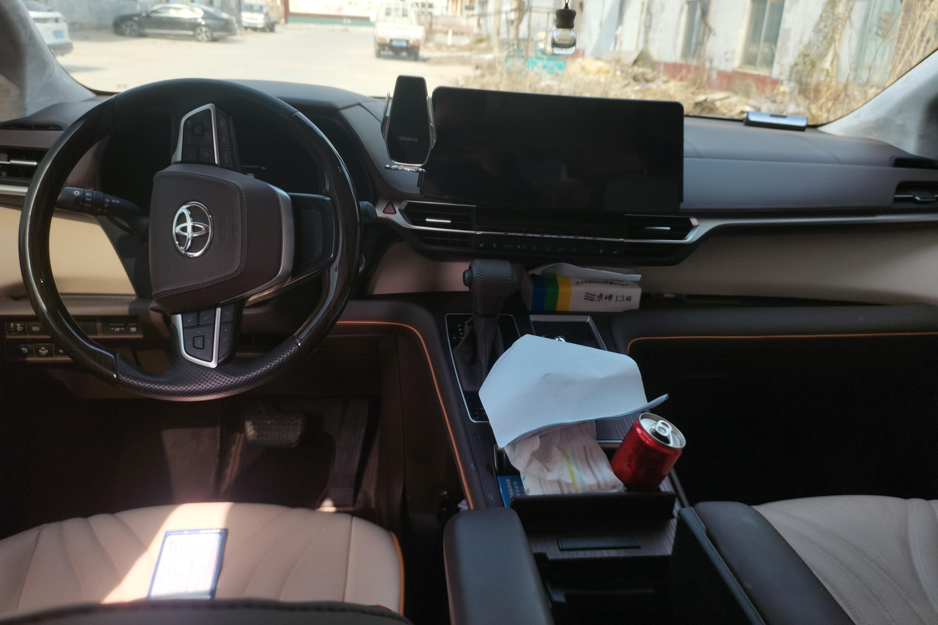 Toyota Granvia 2023 #15 Toyota Granvia 2023 immagine di auto #15