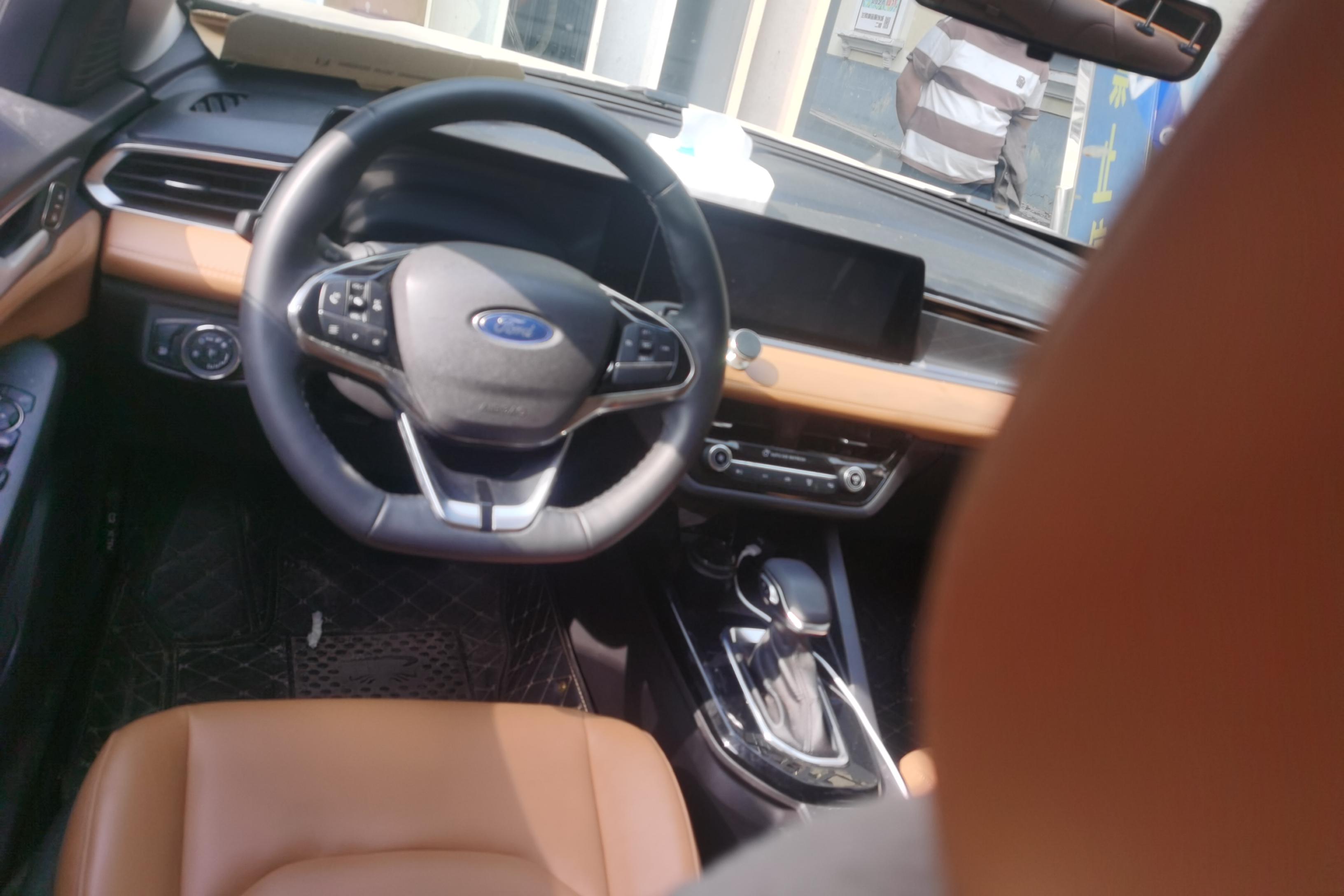 Ford Escort 2021 car image #15