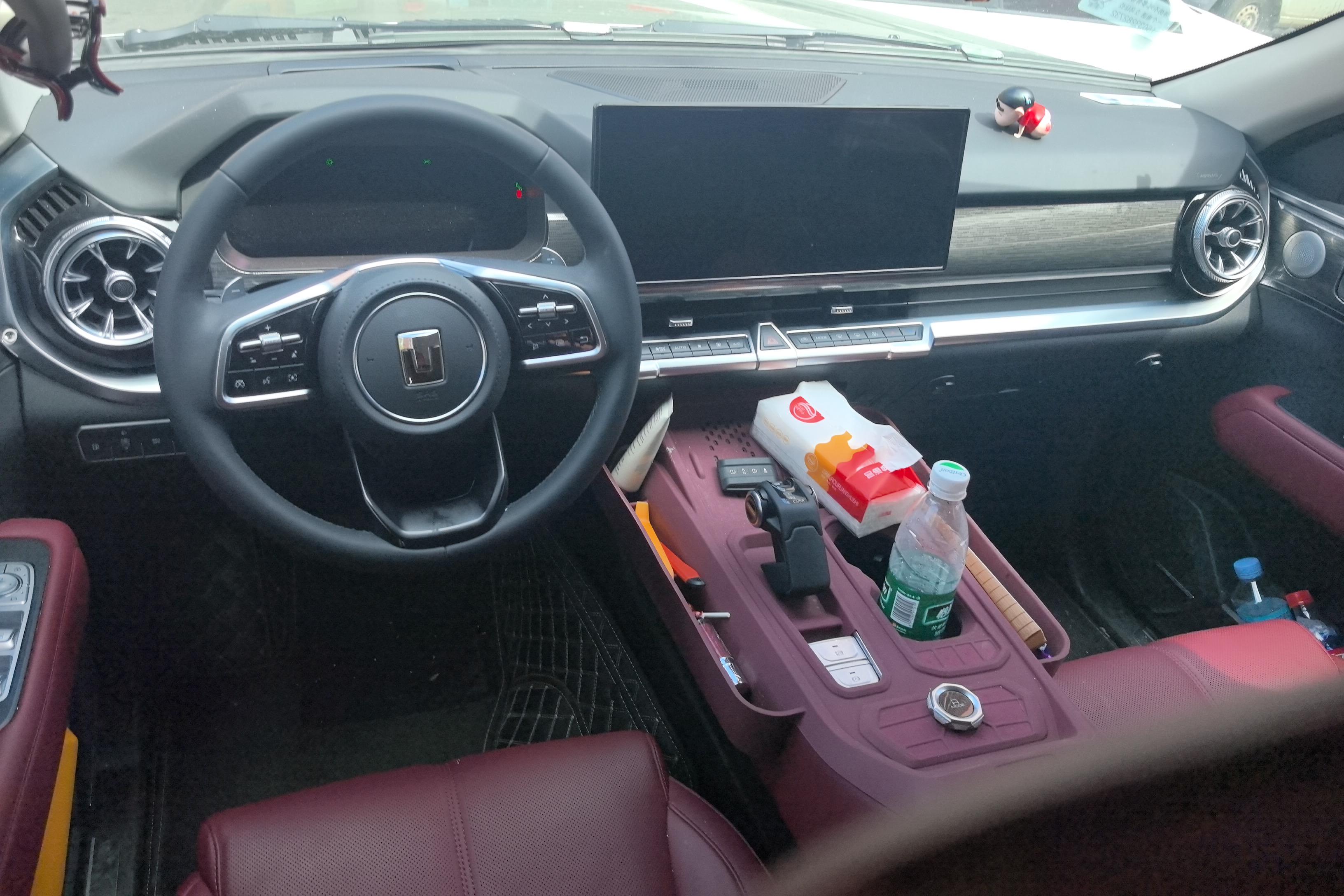 Tank 400 2024 car image #15