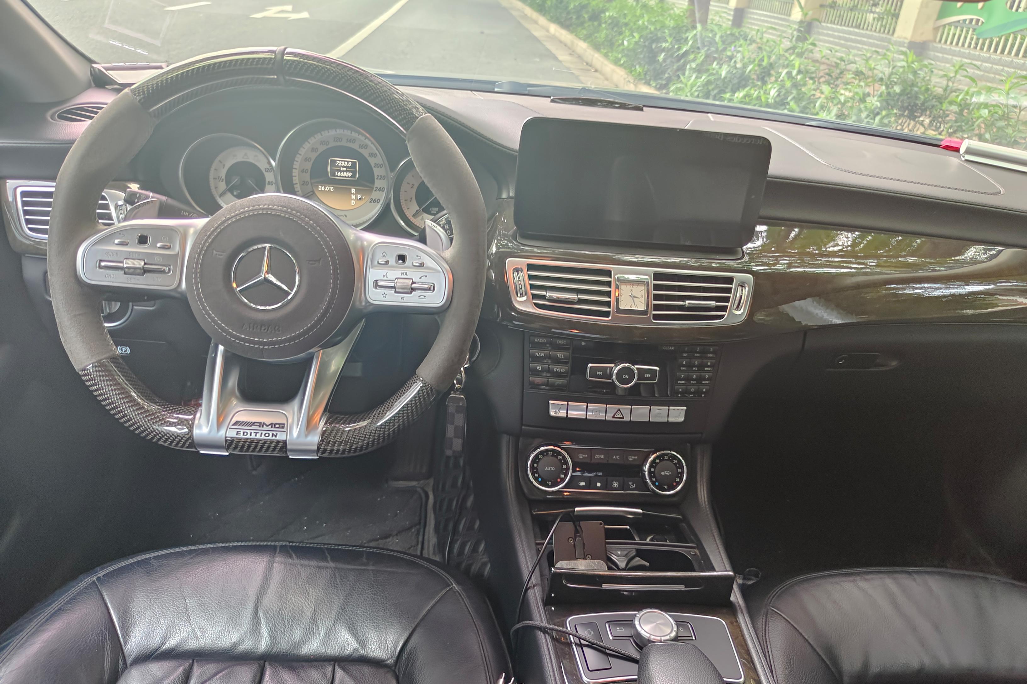 Mercedes-Benz CLS AMG 2012 imagem de carro #15