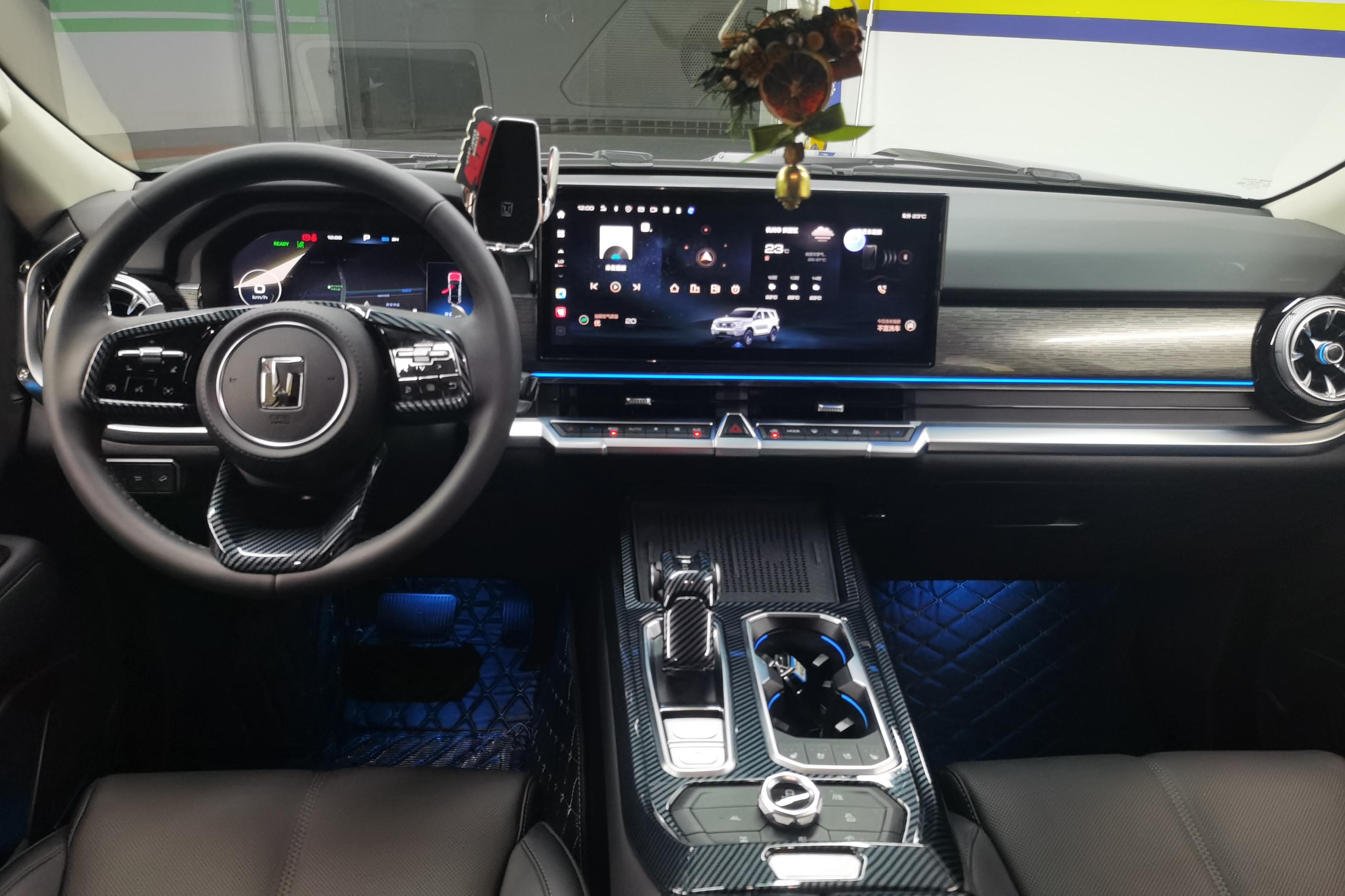 Tank 400 2024 car image #15