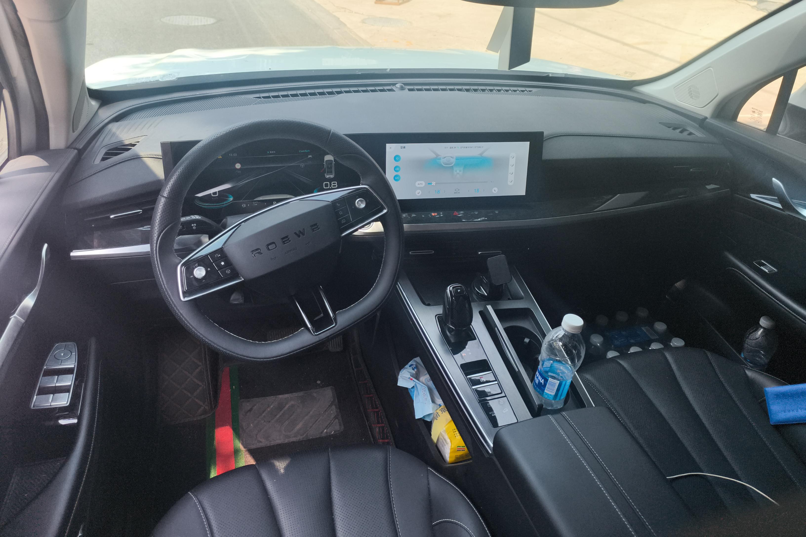 Roewe RX5 MAX 2022 изображение автомобиля #15