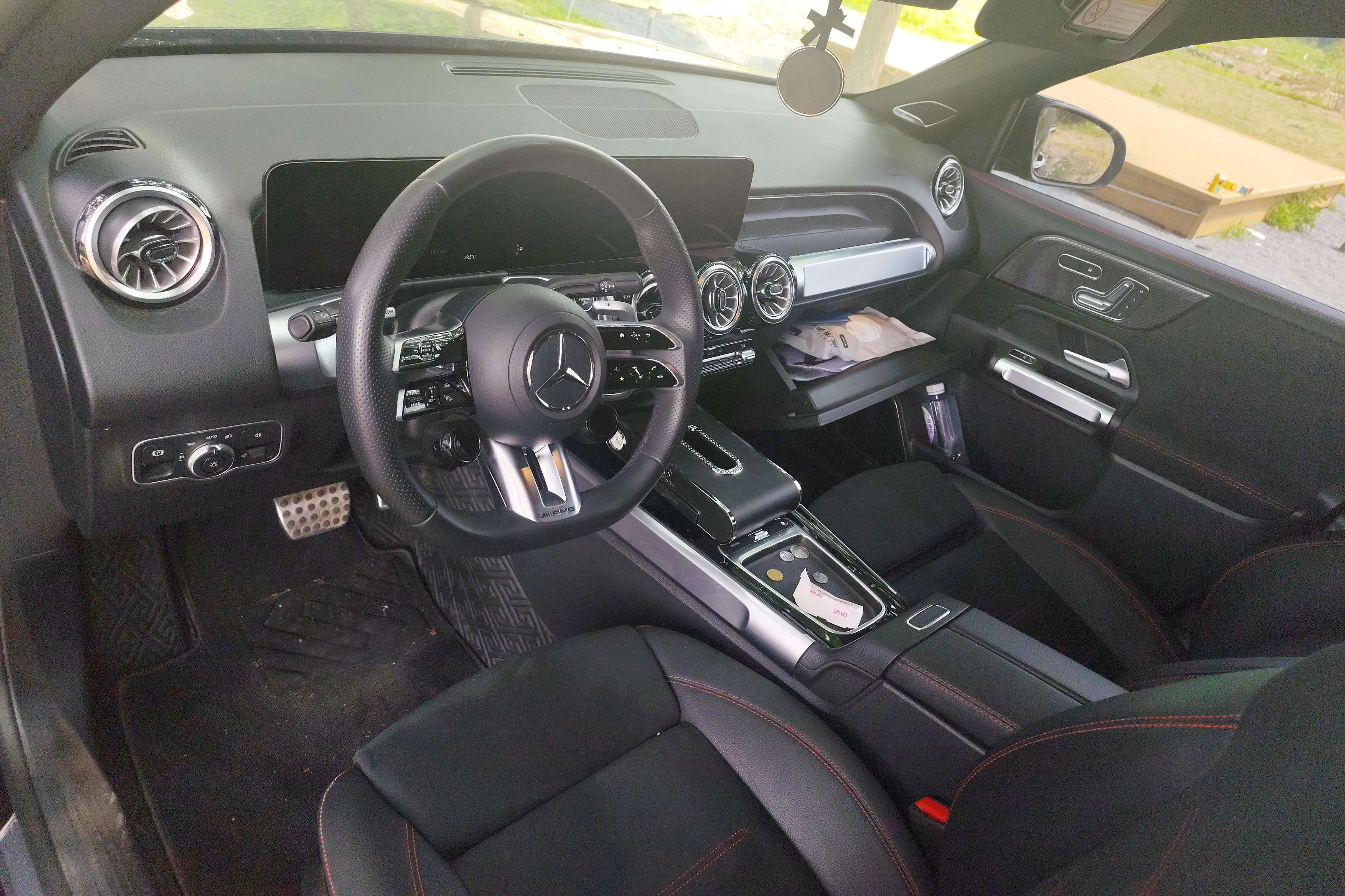 Mercedes-Benz GLB AMG 2024 car image #15