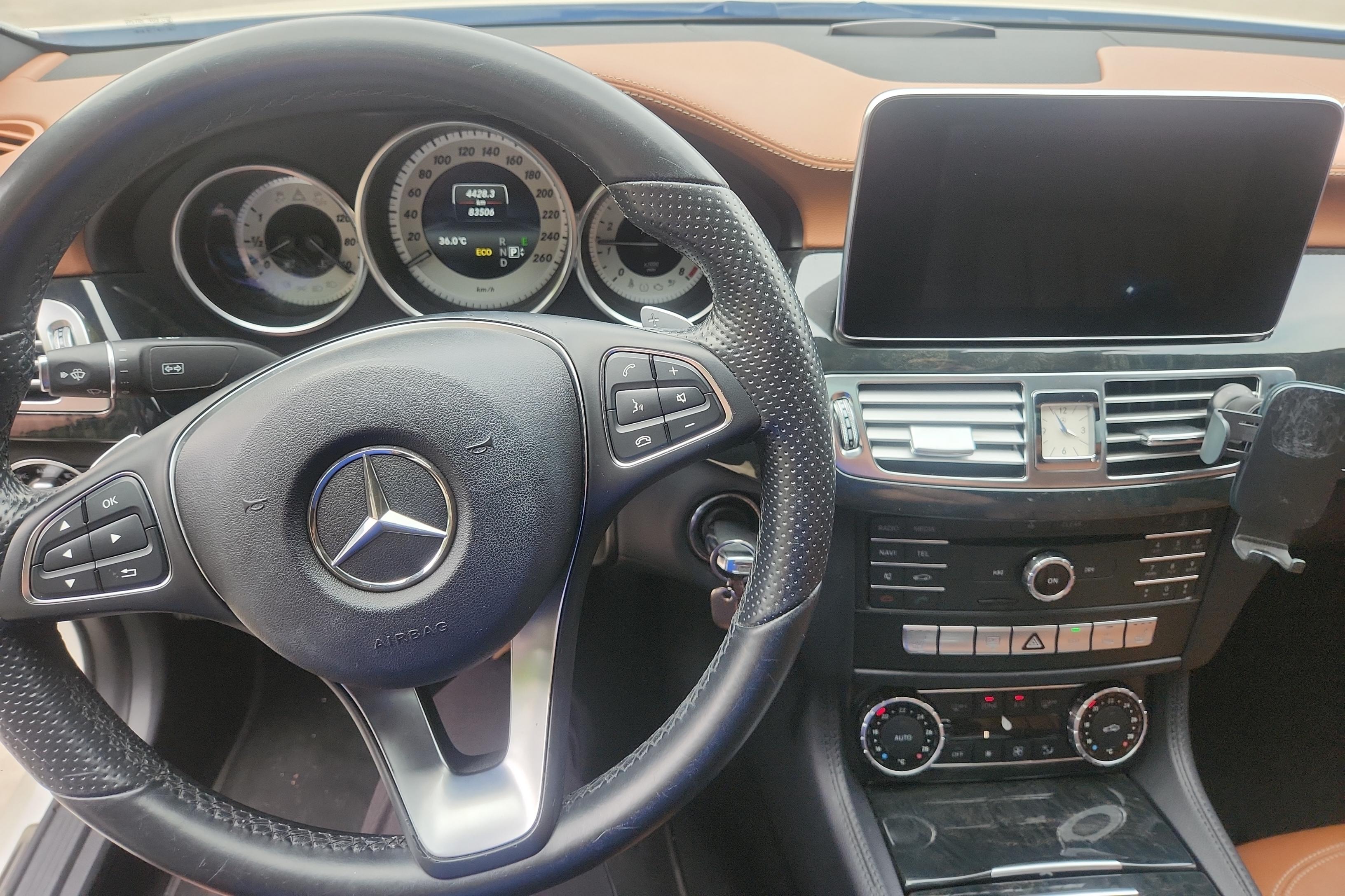 Mercedes-Benz CLS Class 2015 car image #15