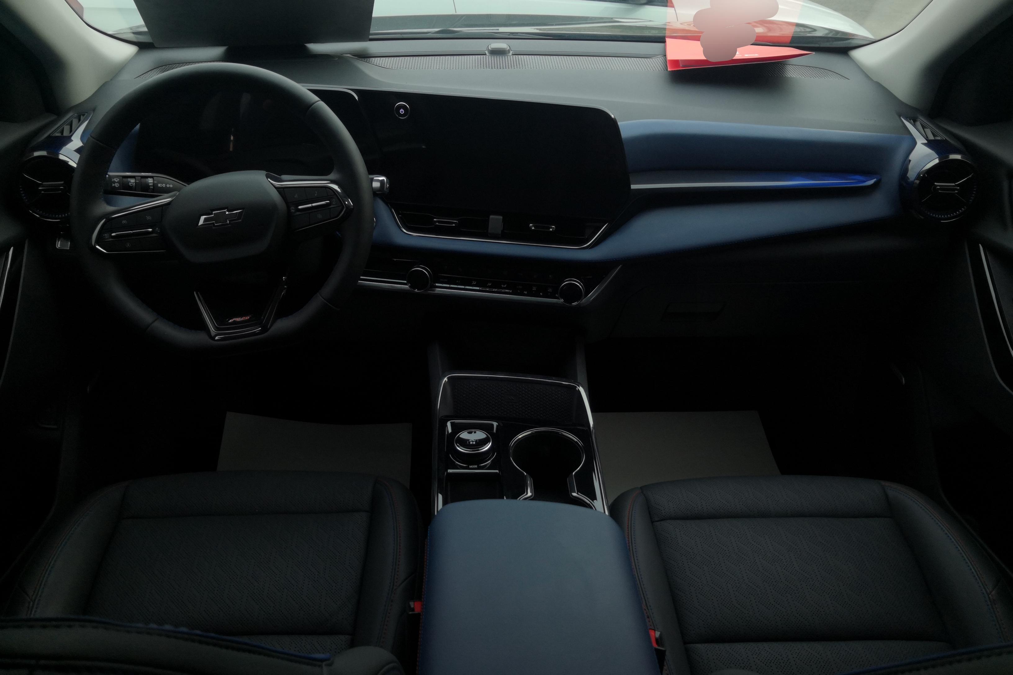 Chevrolet Equinox Plus 2024 car image #15