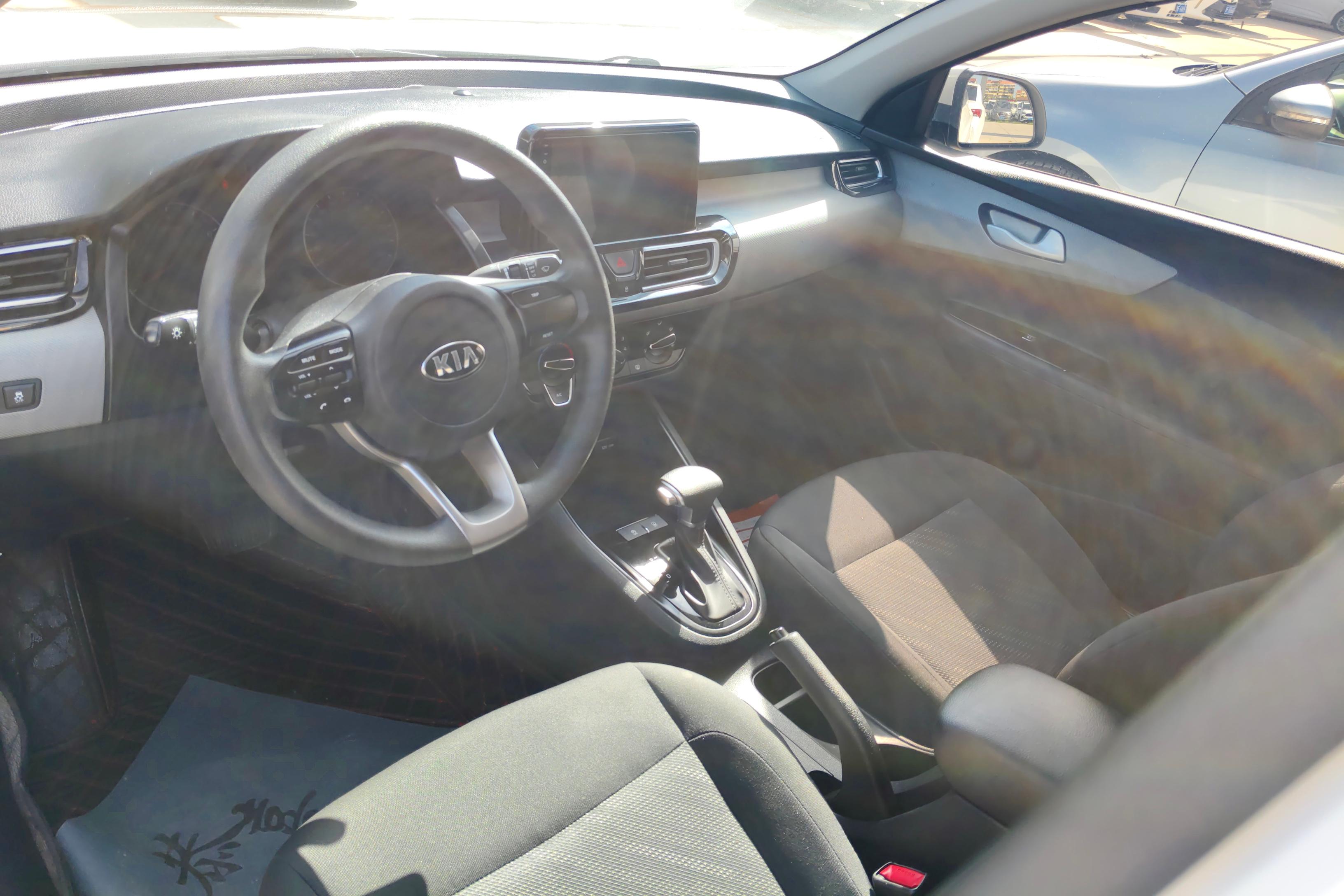 Kia Forte 2022 imagem de carro #15