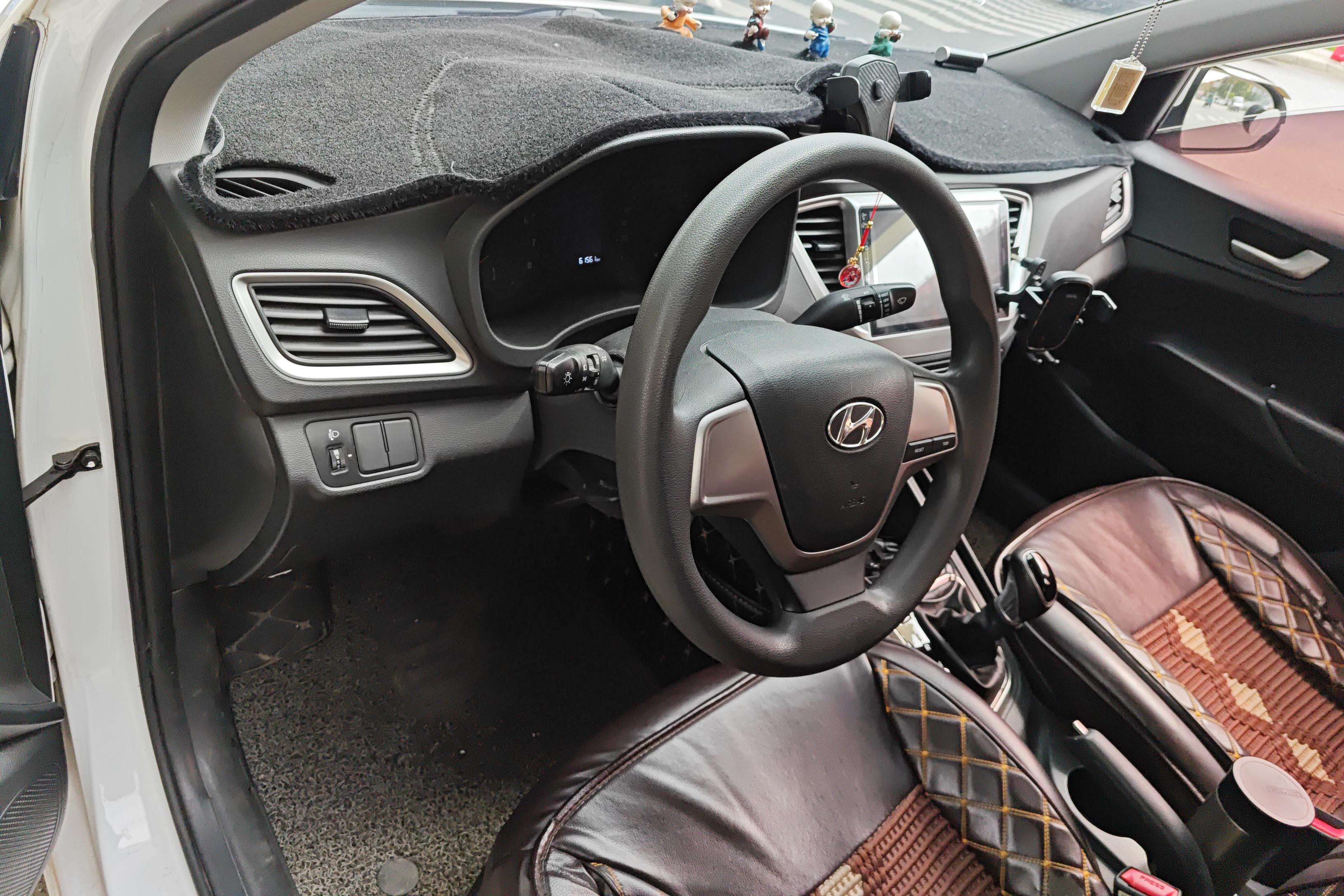 Hyundai Verna 2017 #15 Hyundai Verna 2017 car image #15