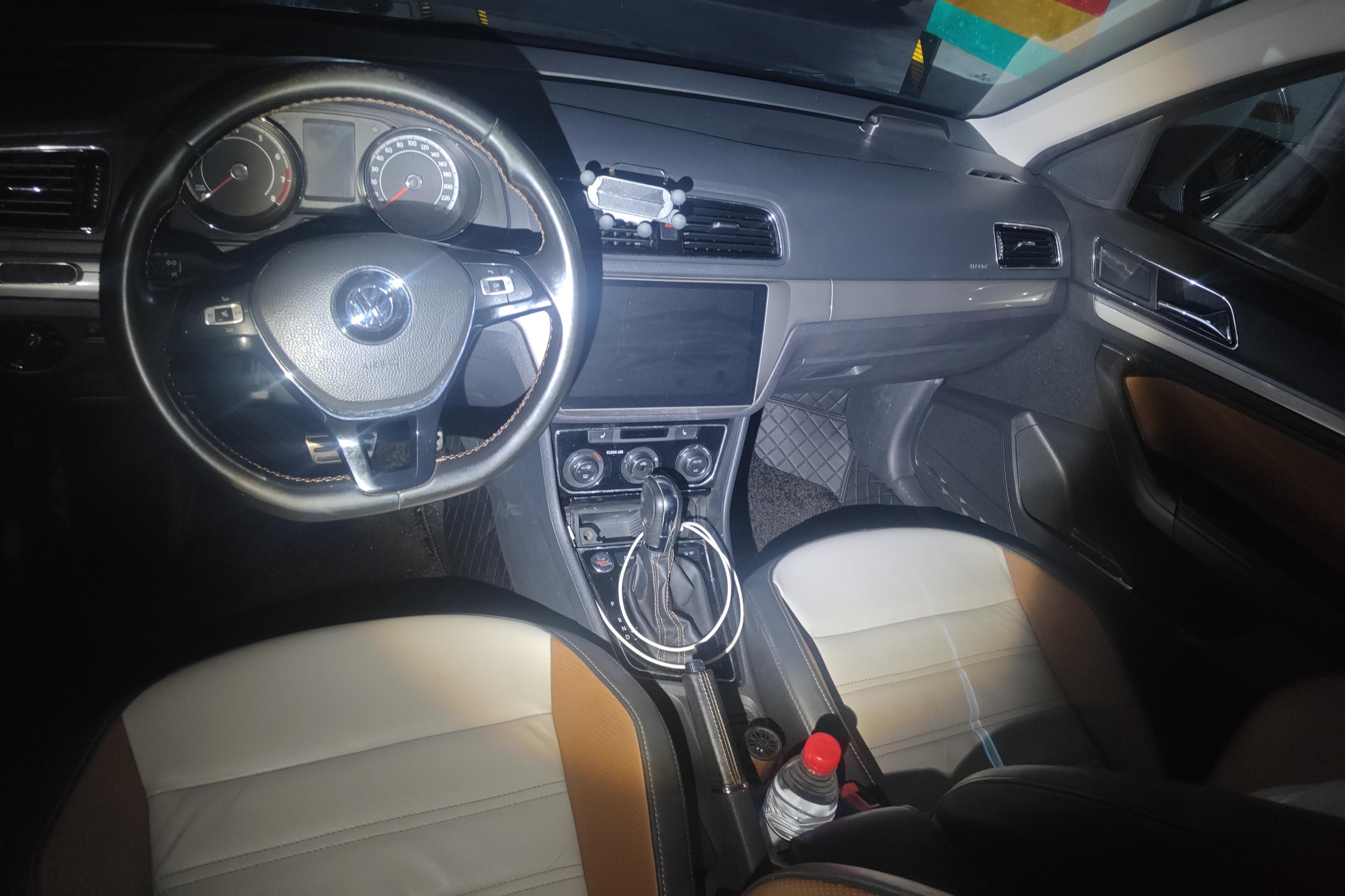 Volkswagen Cross Lavida 2017 #15 Volkswagen Cross Lavida 2017 car image #15