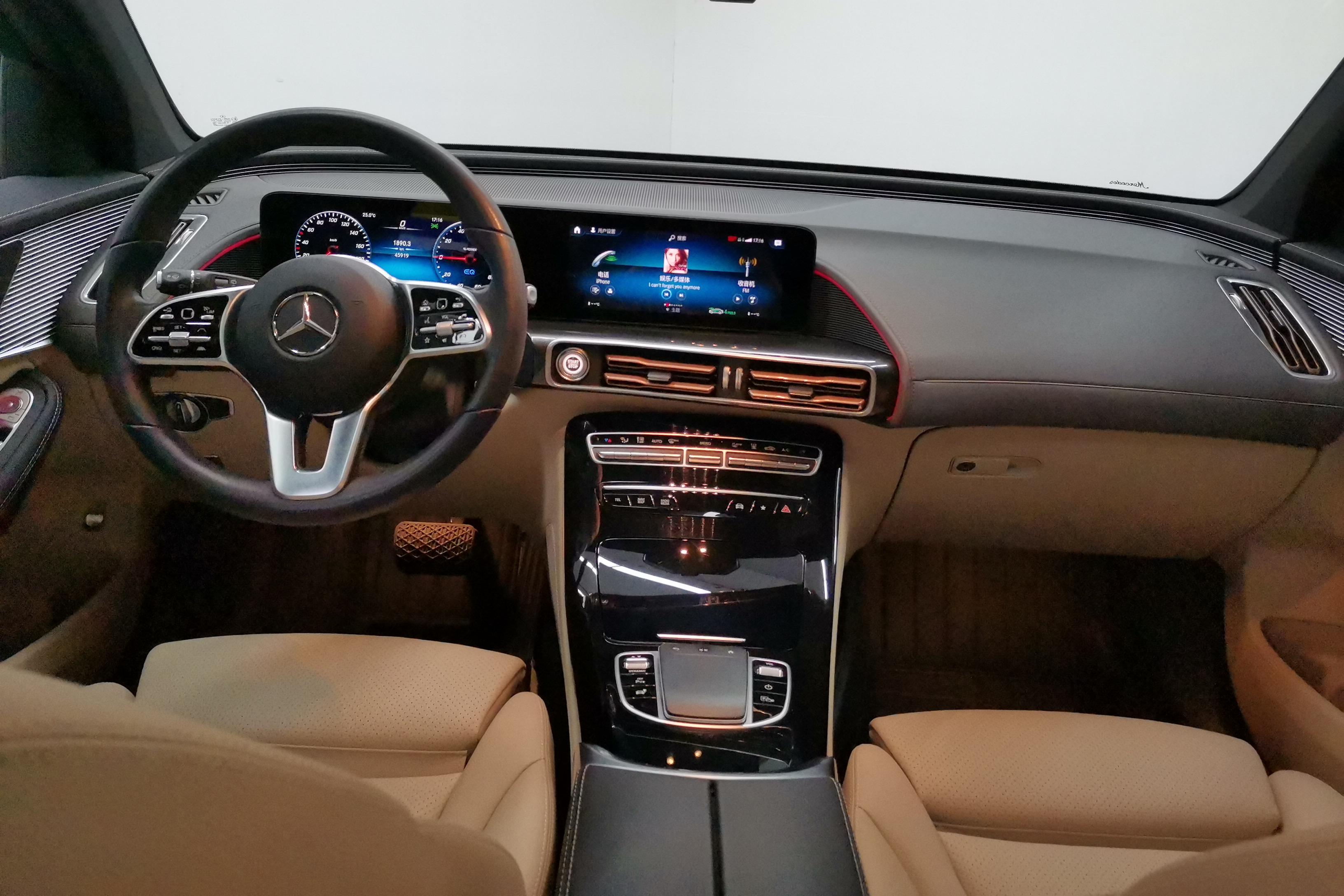Mercedes-Benz EQC Class 2021 car image #15