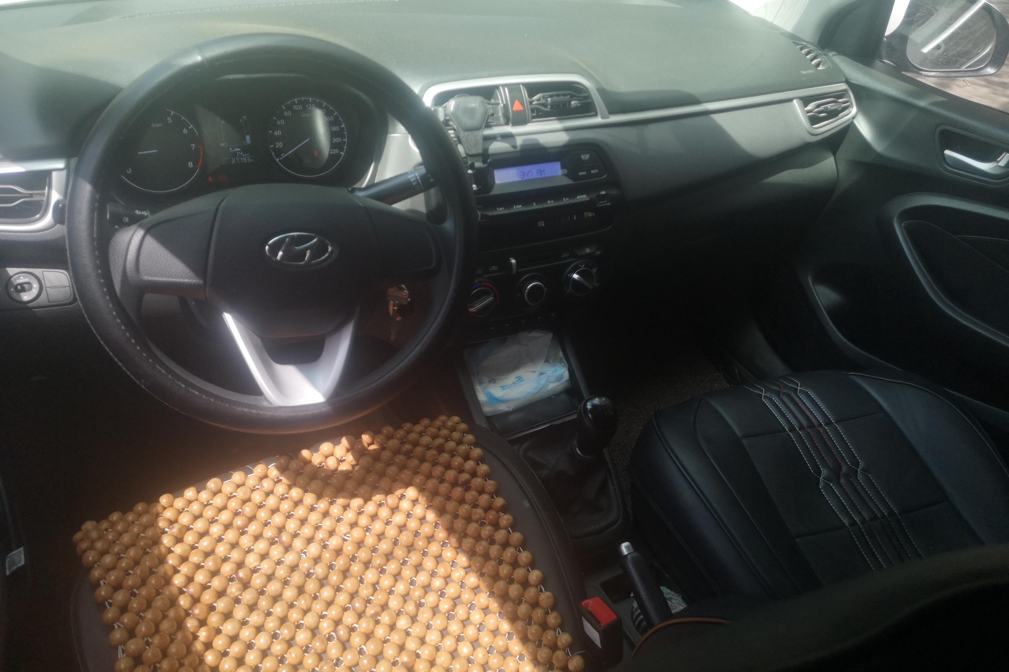 现代 瑞纳 2019 汽车图片 #15