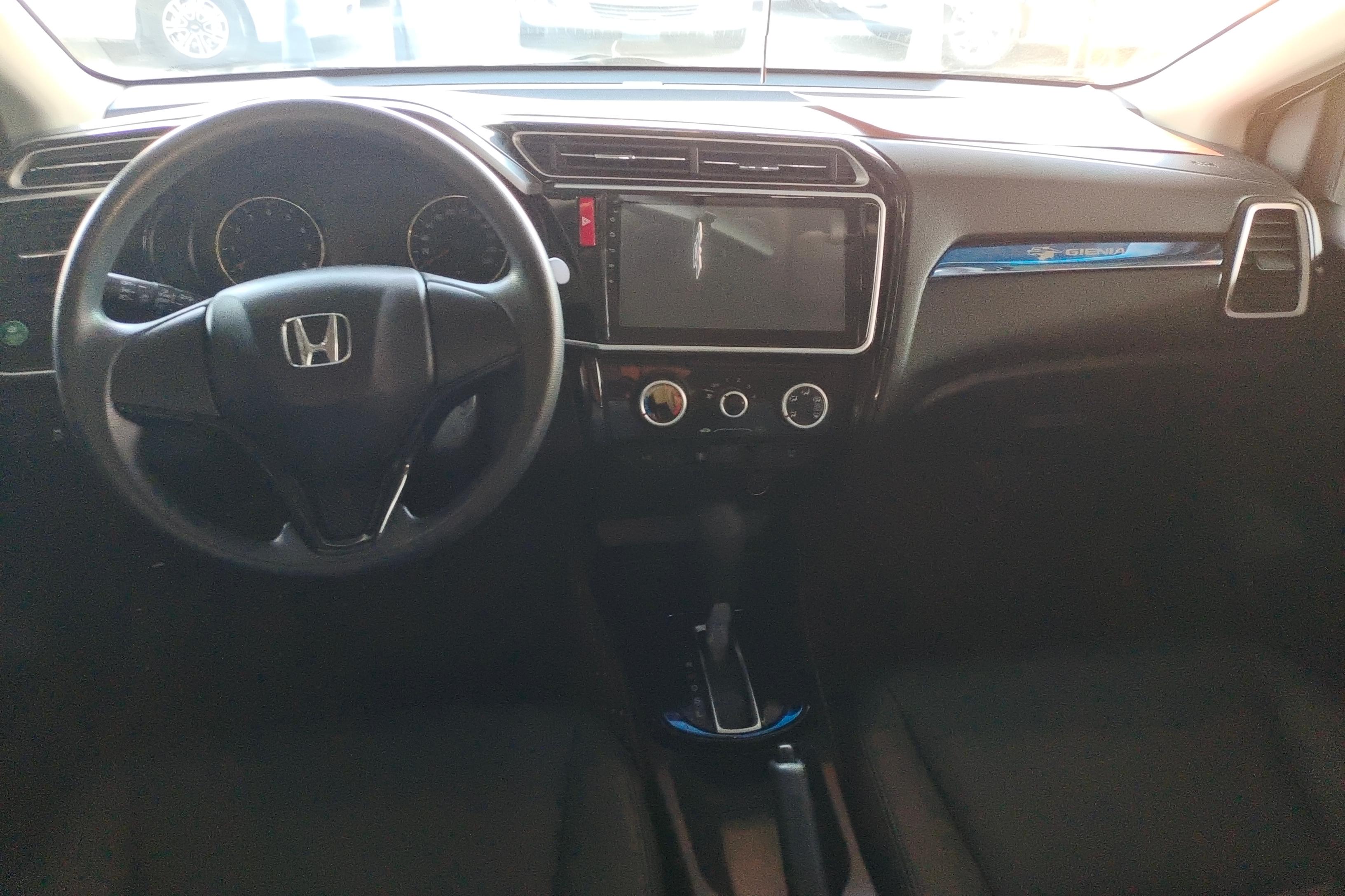 Honda Gienia 2018 car image #15