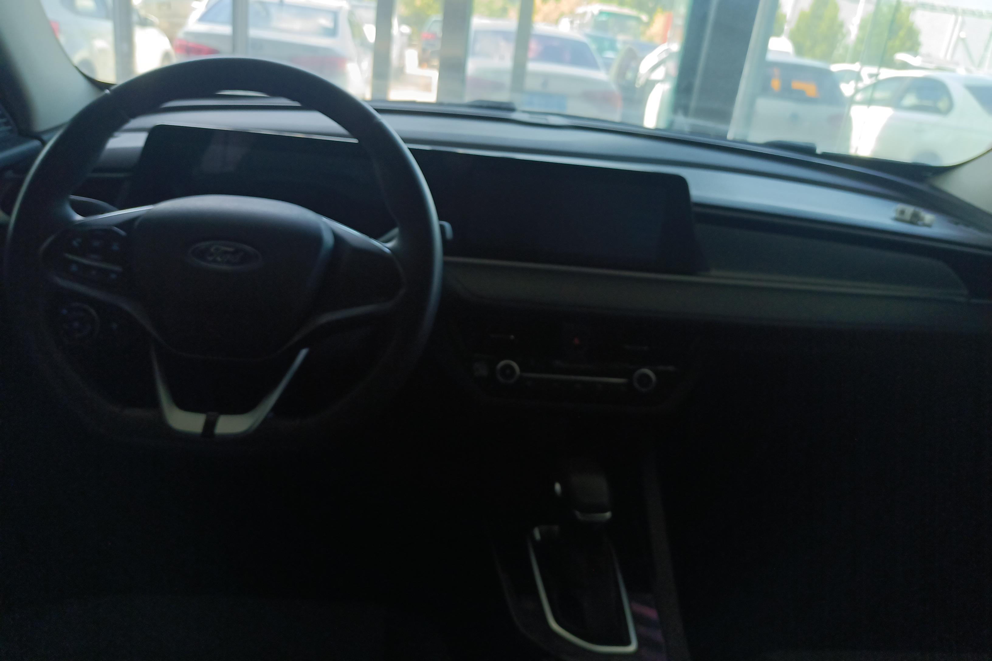 Ford Escort 2021 car image #15