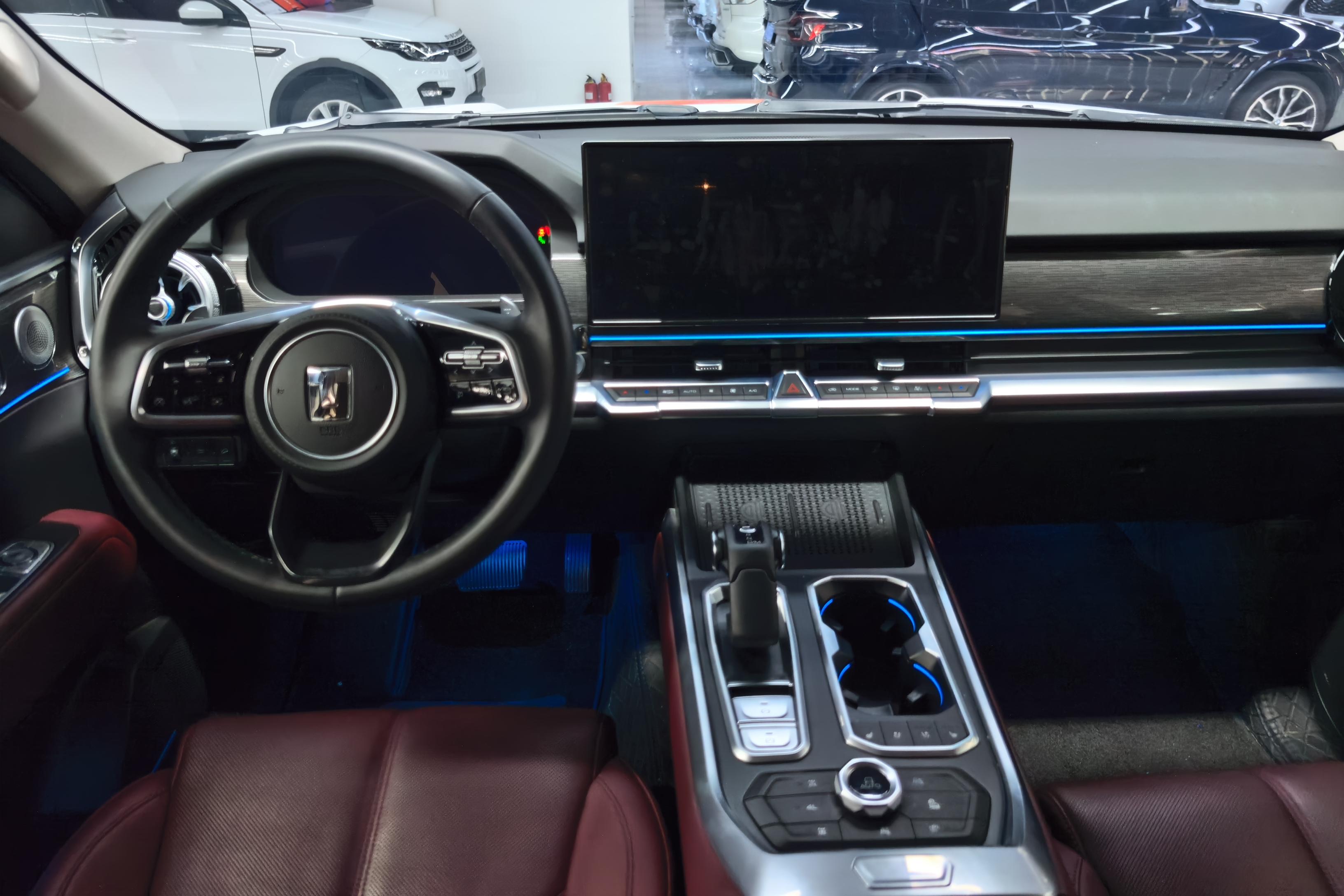 Tank 400 2023 car image #15