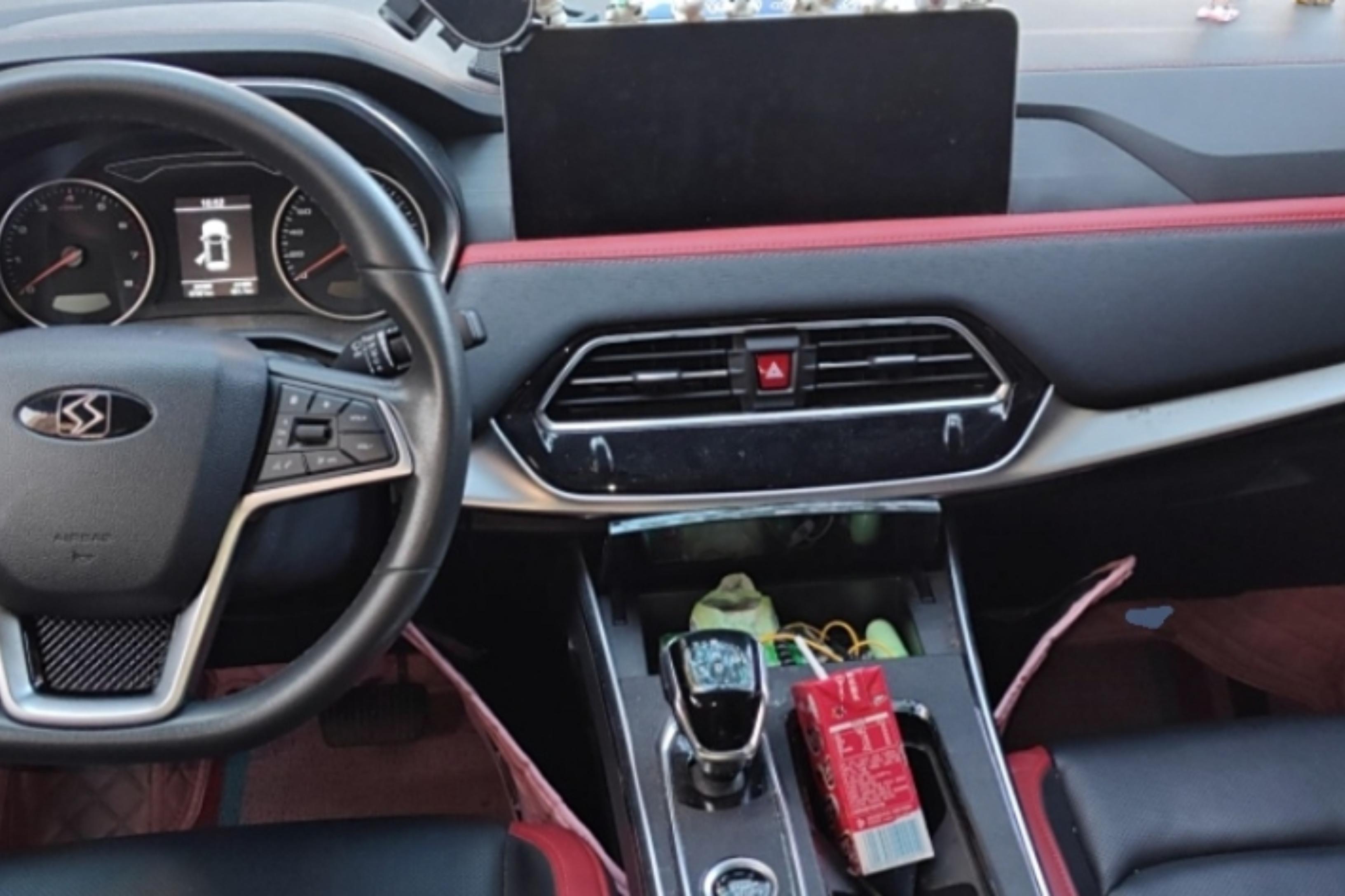 JAC X8 EJ 2020 изображение автомобиля #15