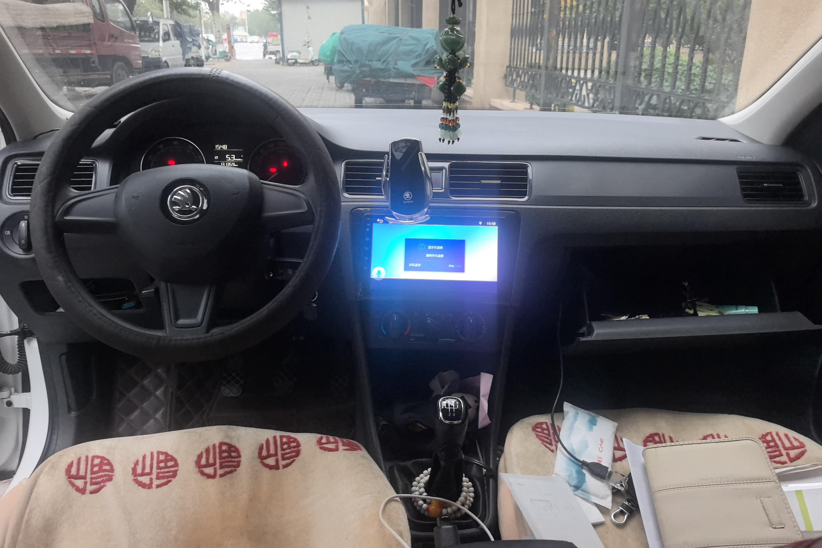 Skoda Rapid Spaceback 2016 car image #15