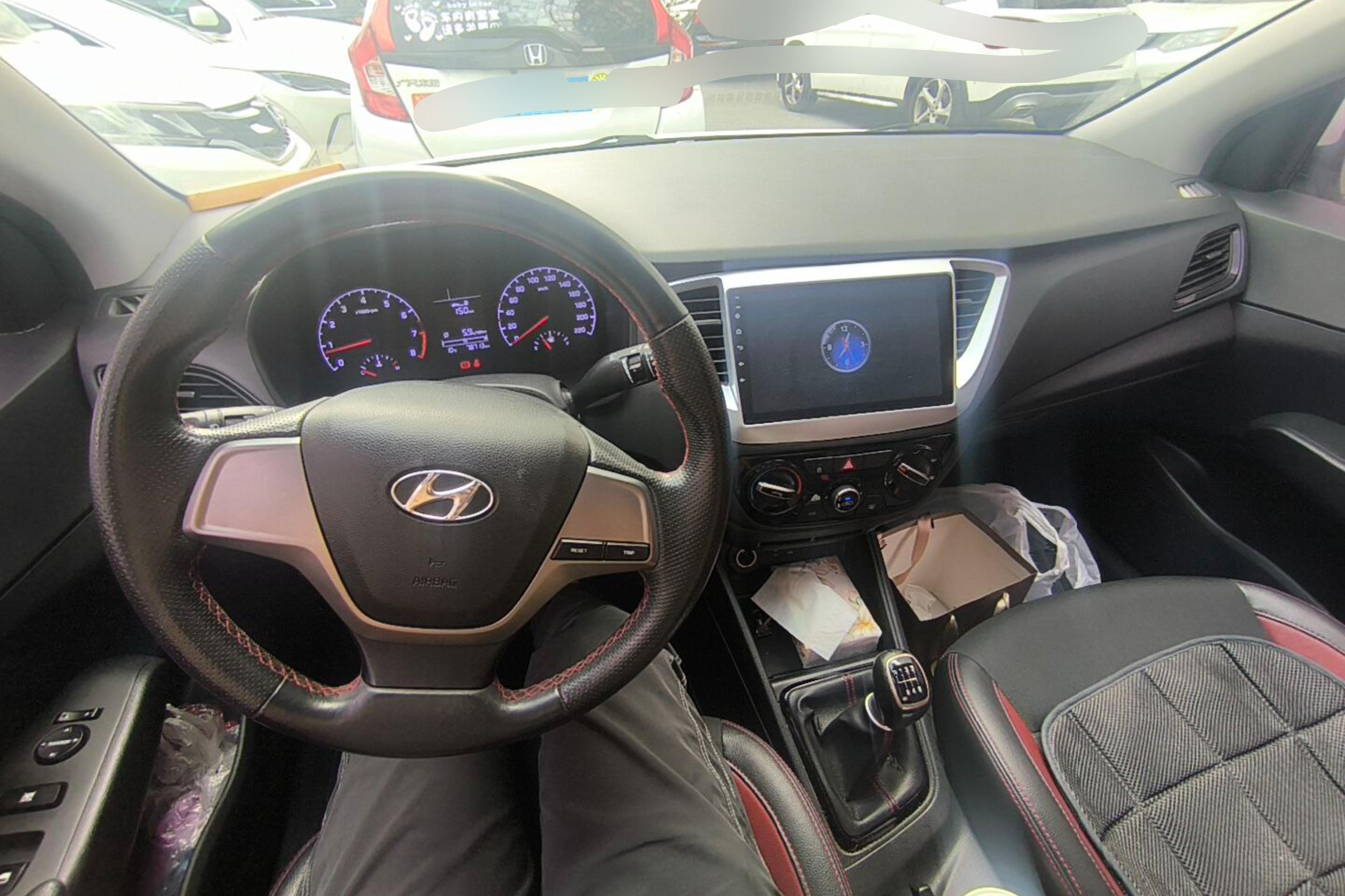 Hyundai Verna 2017 car image #15