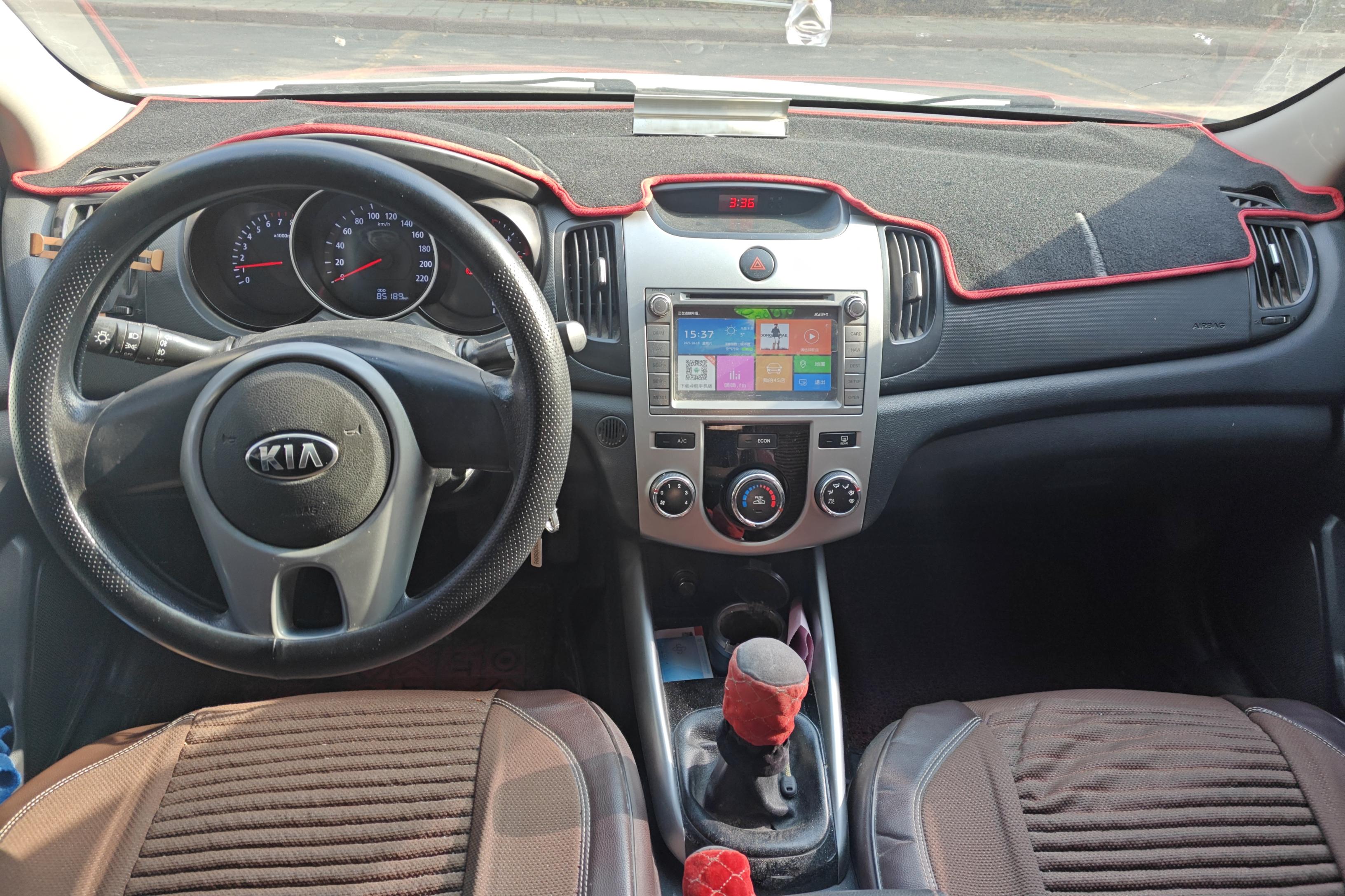 起亚 福瑞迪 2015 汽车图片 #15