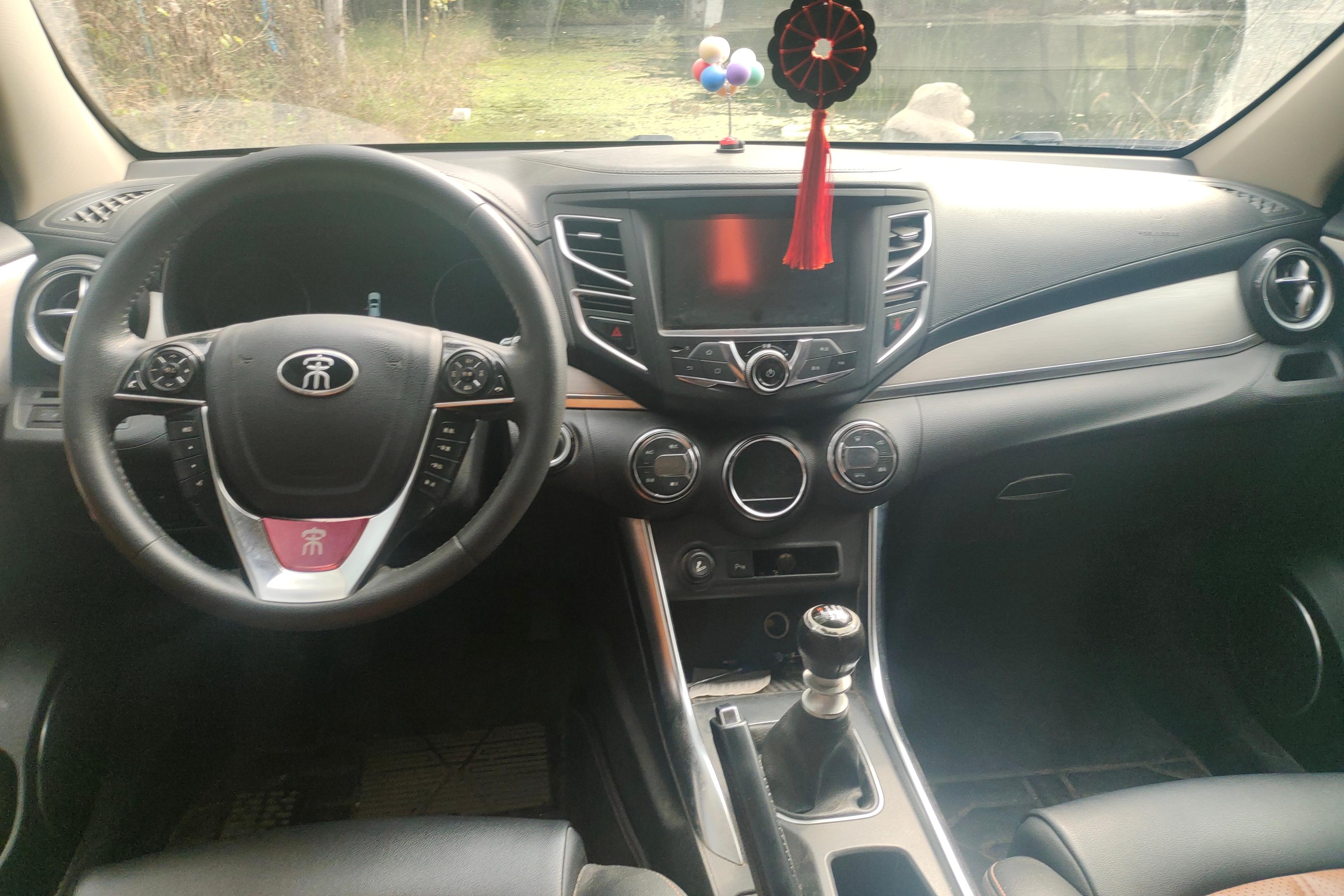 BYD Song 2015 car image #15