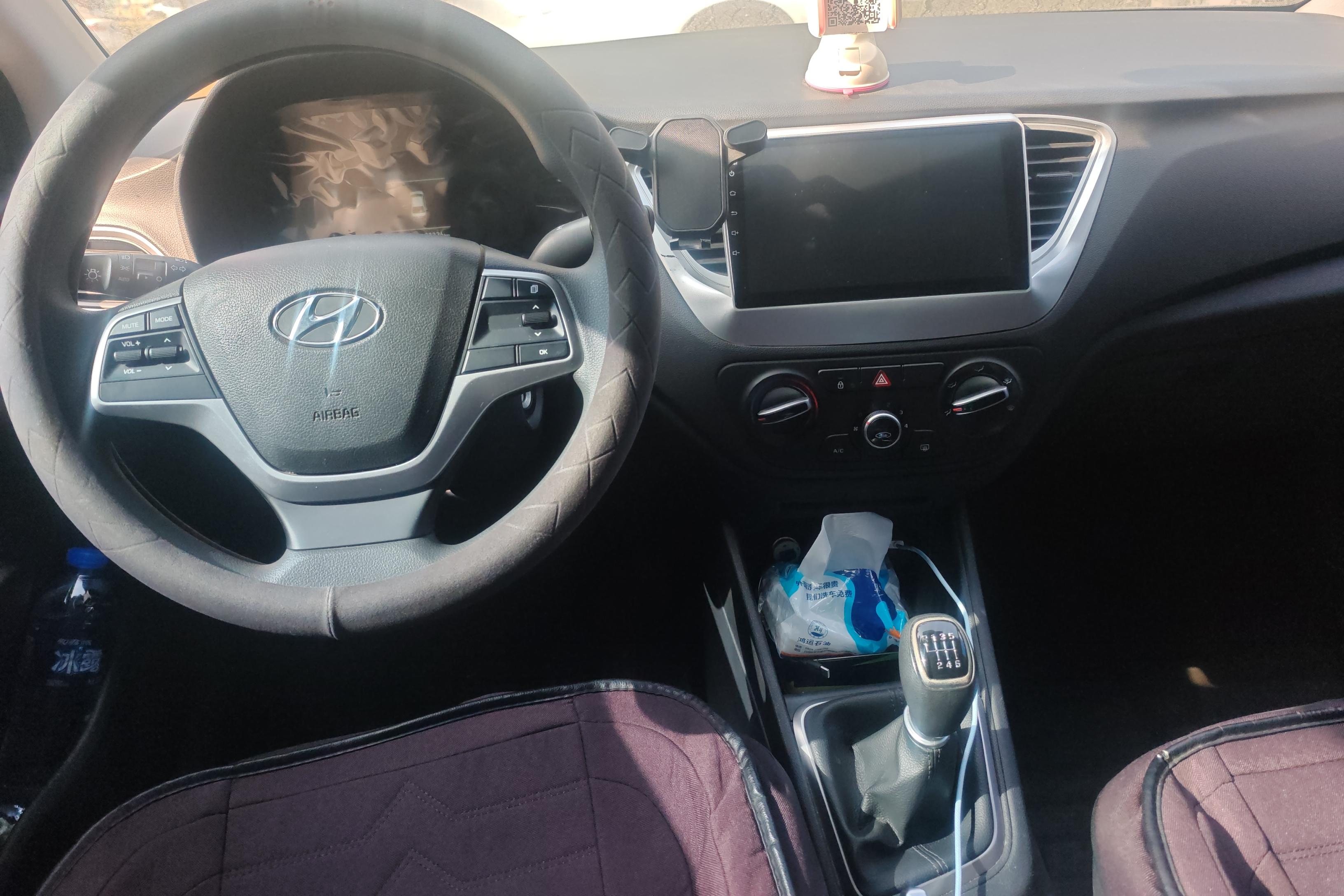 Hyundai Verna 2022 car image #15