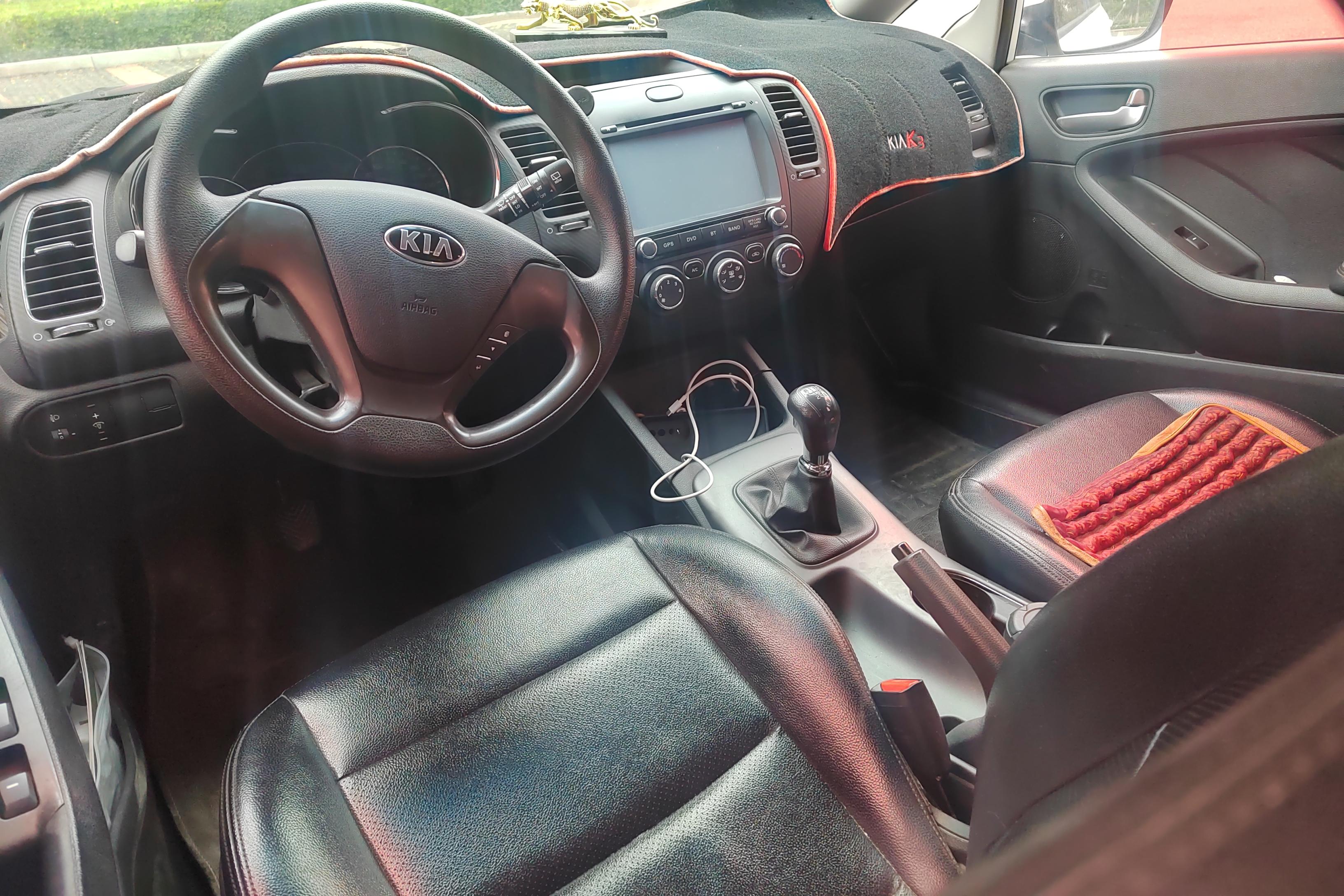 Kia Forte Koup 2015 image de voiture #15