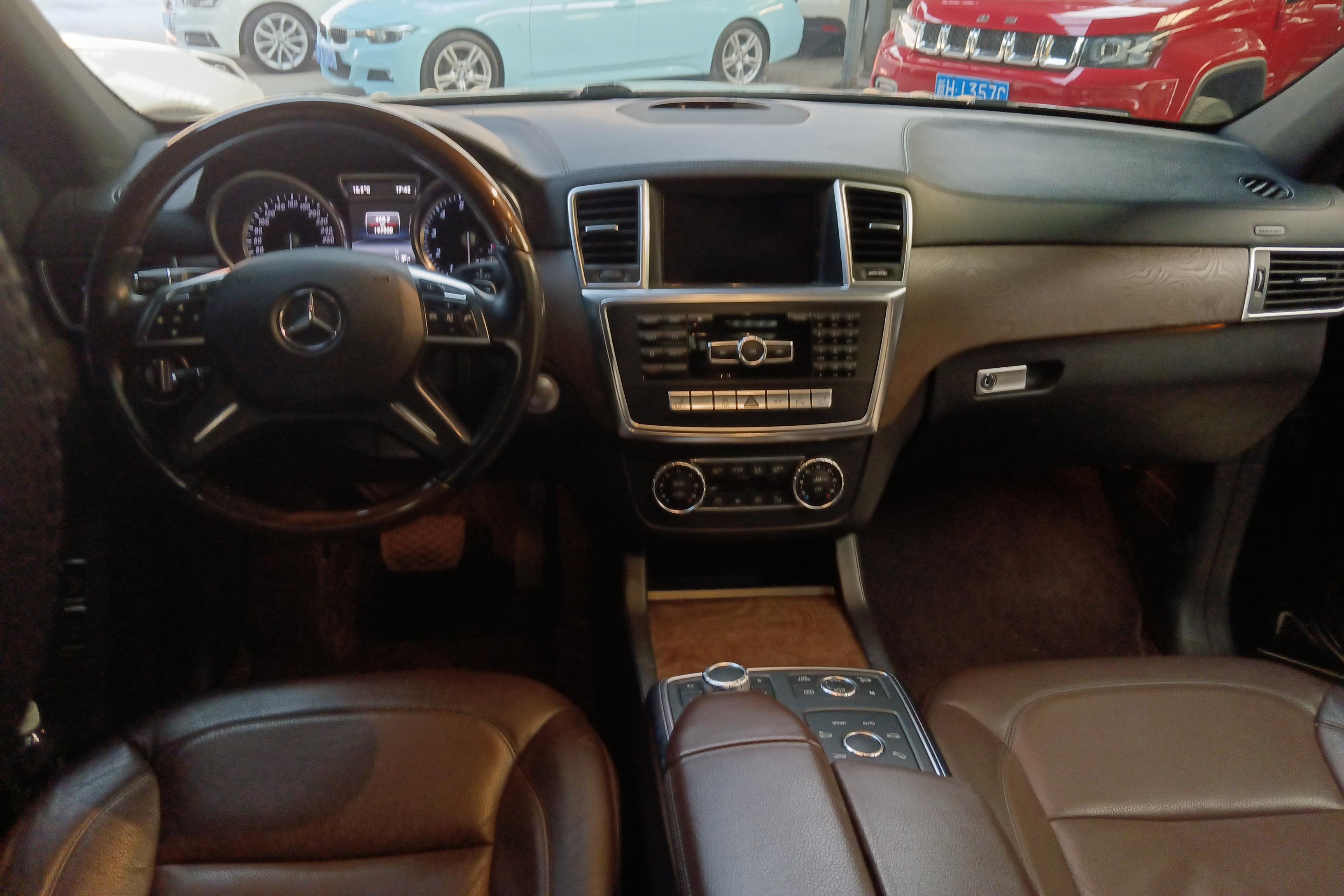 Mercedes-Benz GL Class 2015 #15 Mercedes-Benz GL Class 2015 car image #15