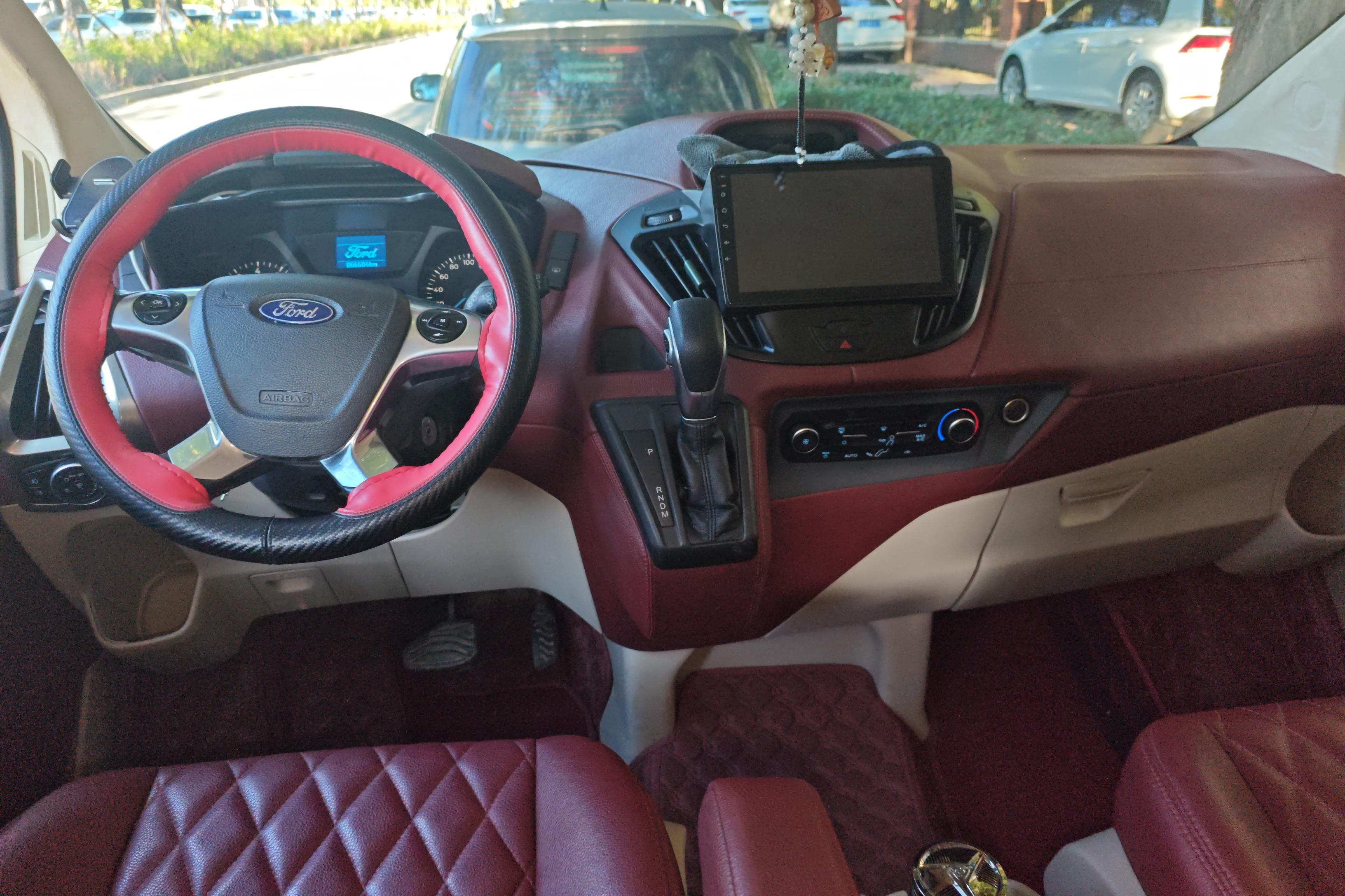 Ford Tourneo 2018 car image #15