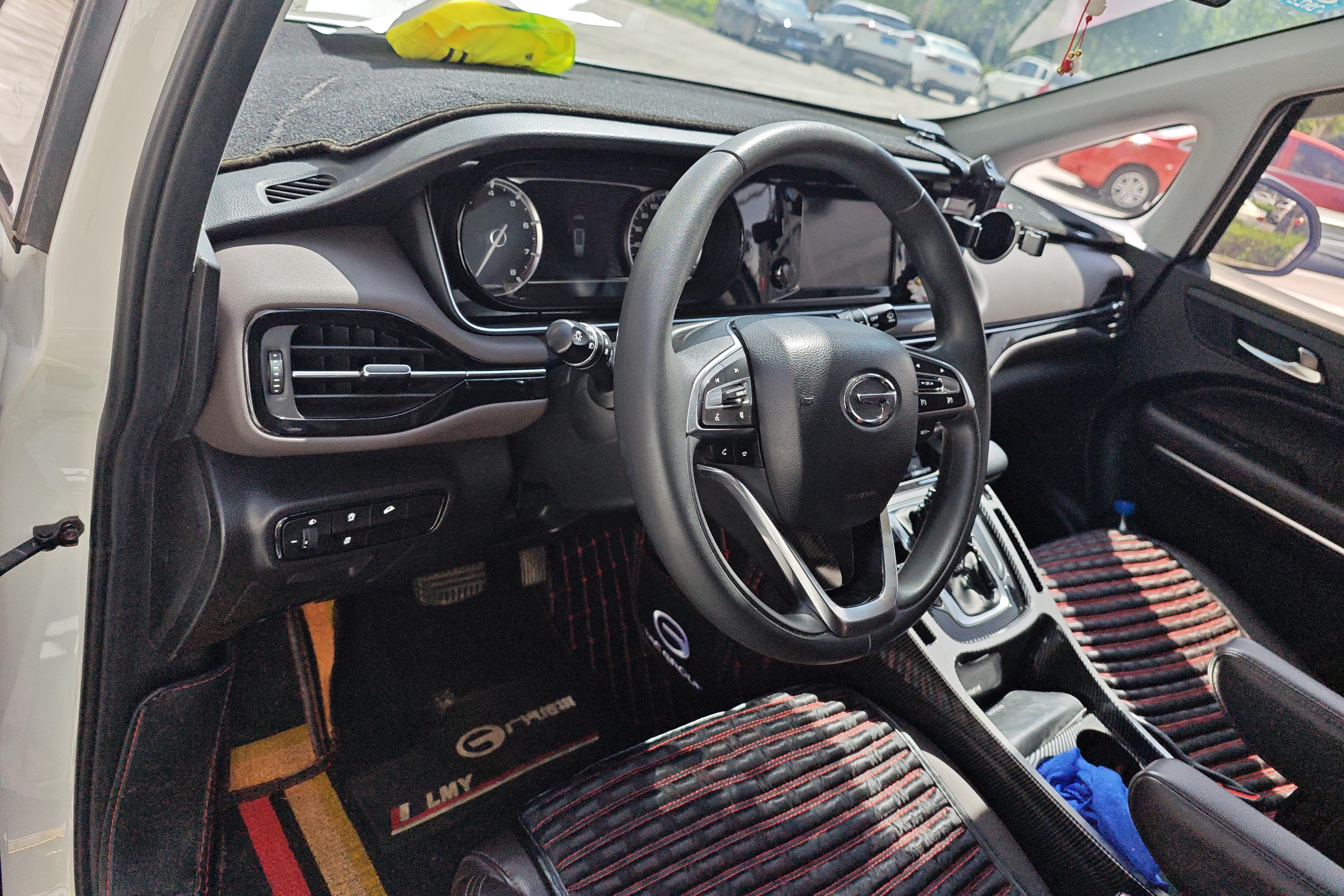 GAC Trumpchi M6 2019 car image #15