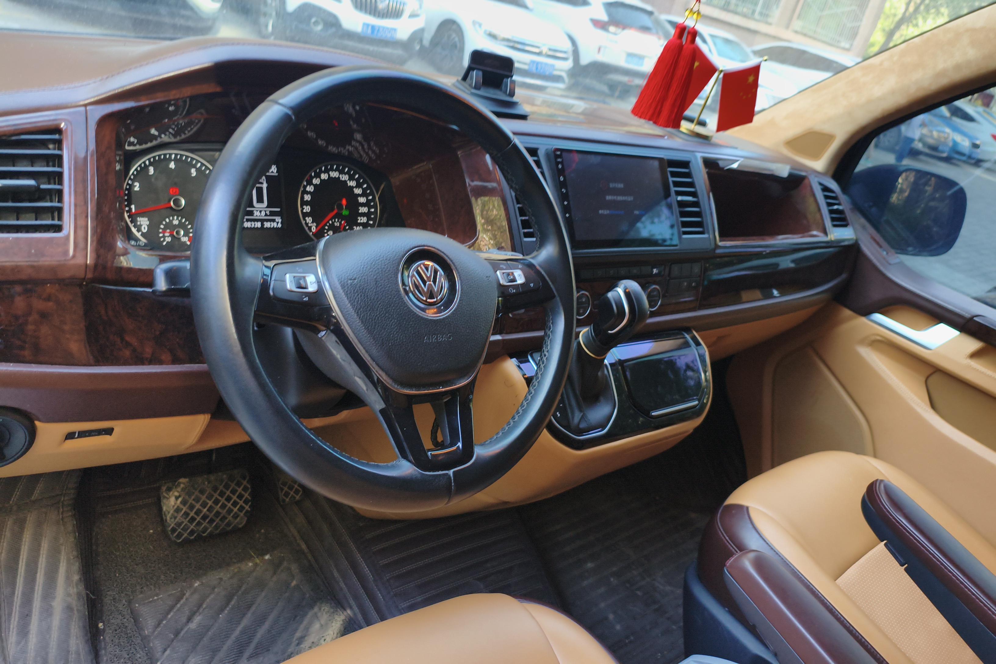 Volkswagen Caravelle 2018 #15 Volkswagen Caravelle 2018 car image #15