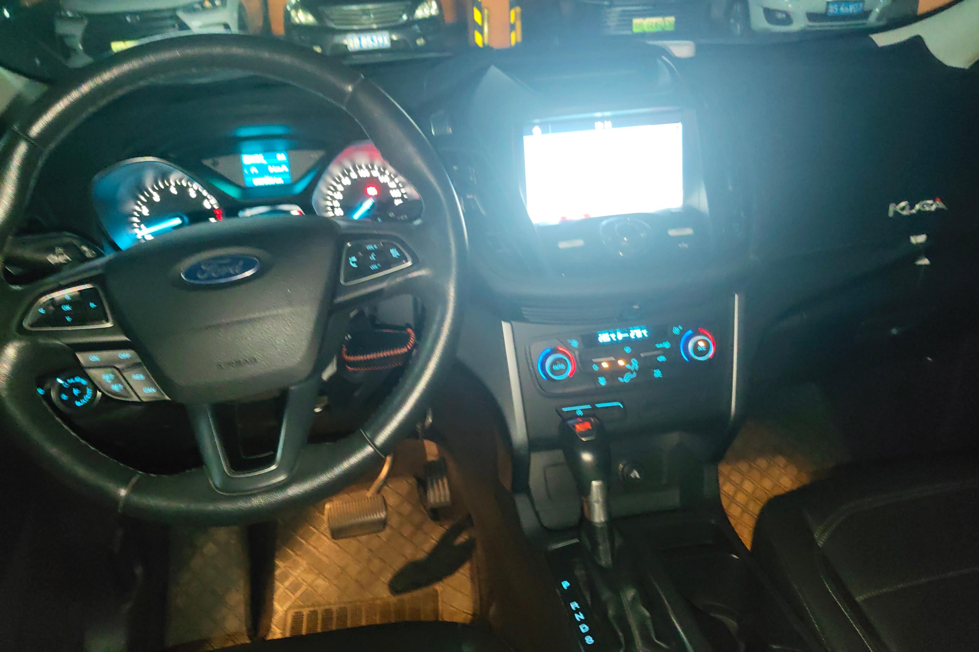 Ford Kuga 2017 car image #15