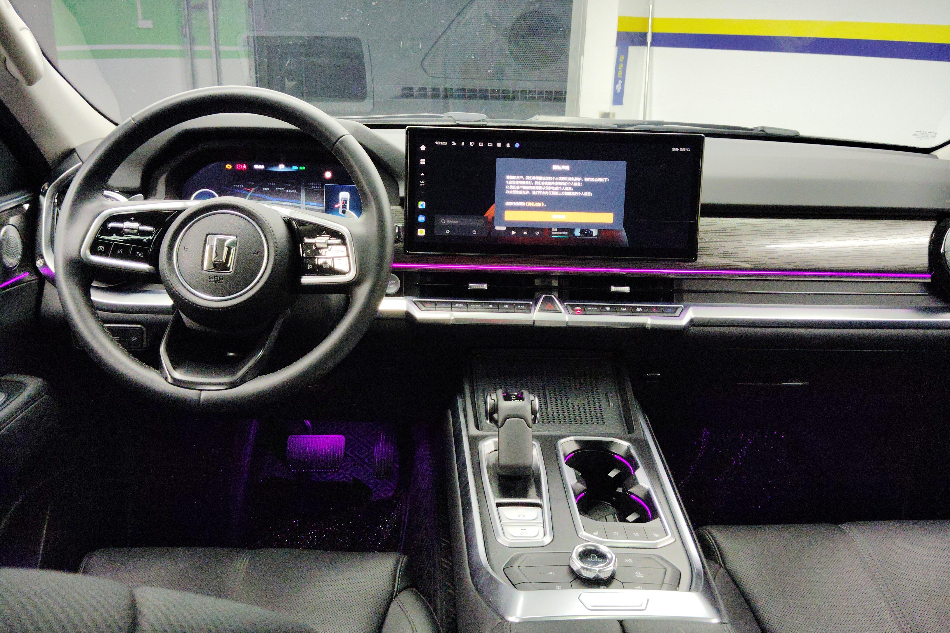 Tank 400 2023 car image #15