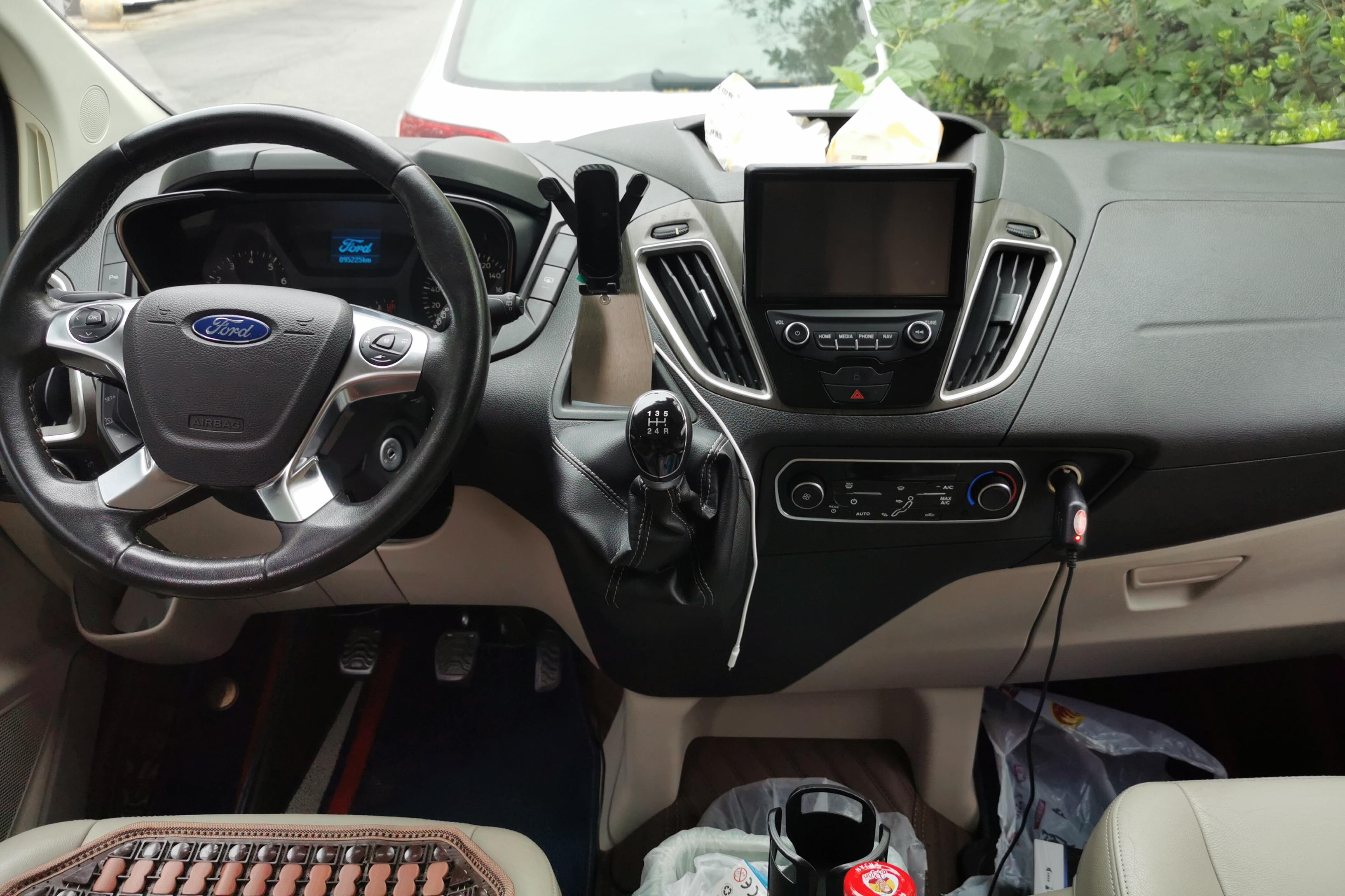 Ford Tourneo 2016 #15 Ford Tourneo 2016 immagine di auto #15