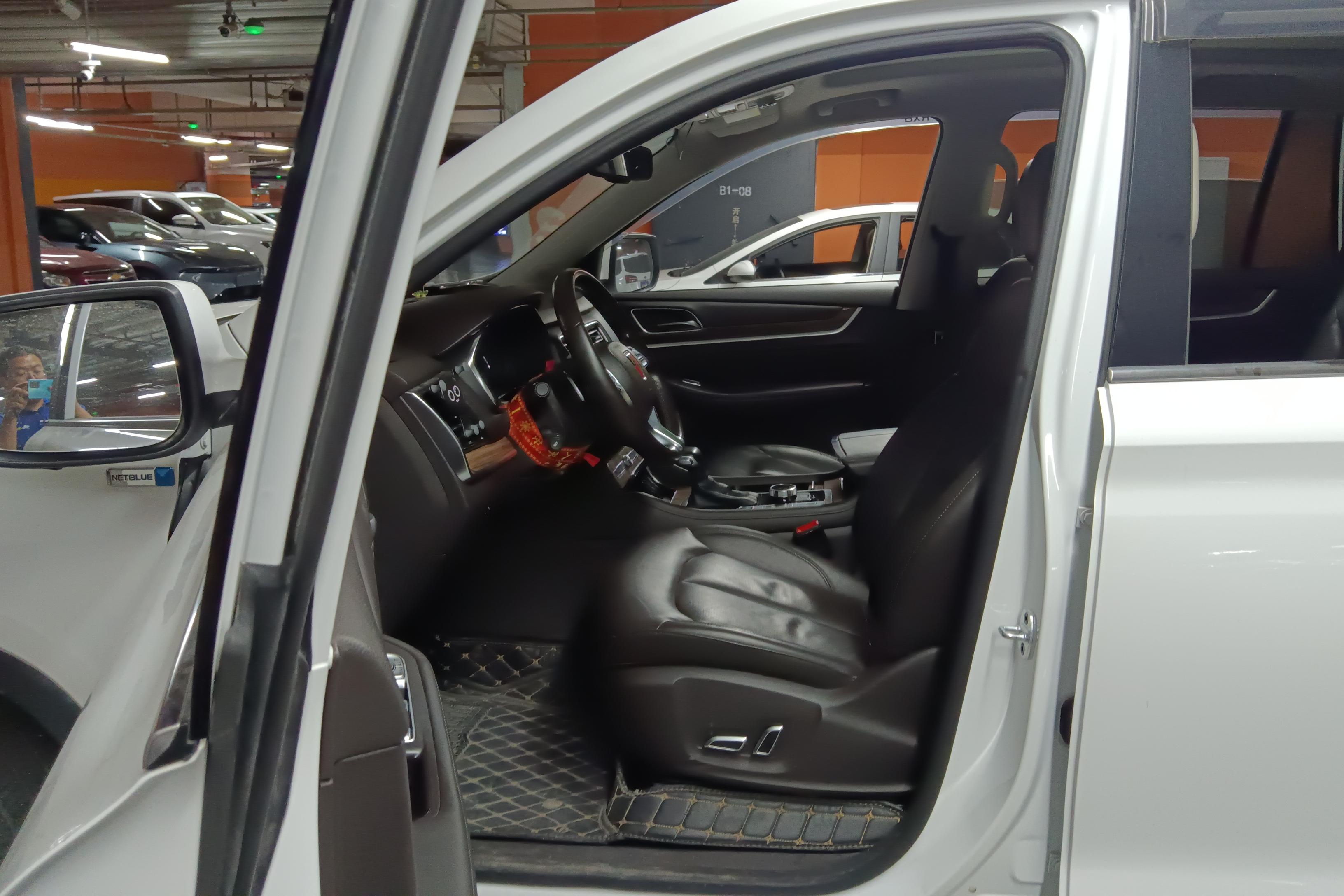 Roewe RX8 2018 изображение автомобиля #15