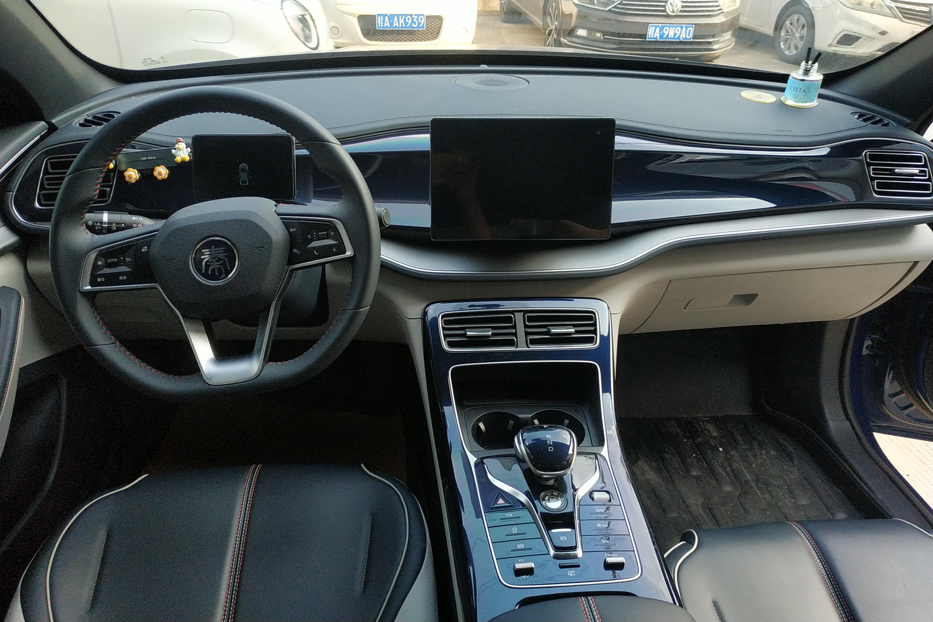 BYD Qin 2022 #15 BYD Qin 2022 imagem de carro #15