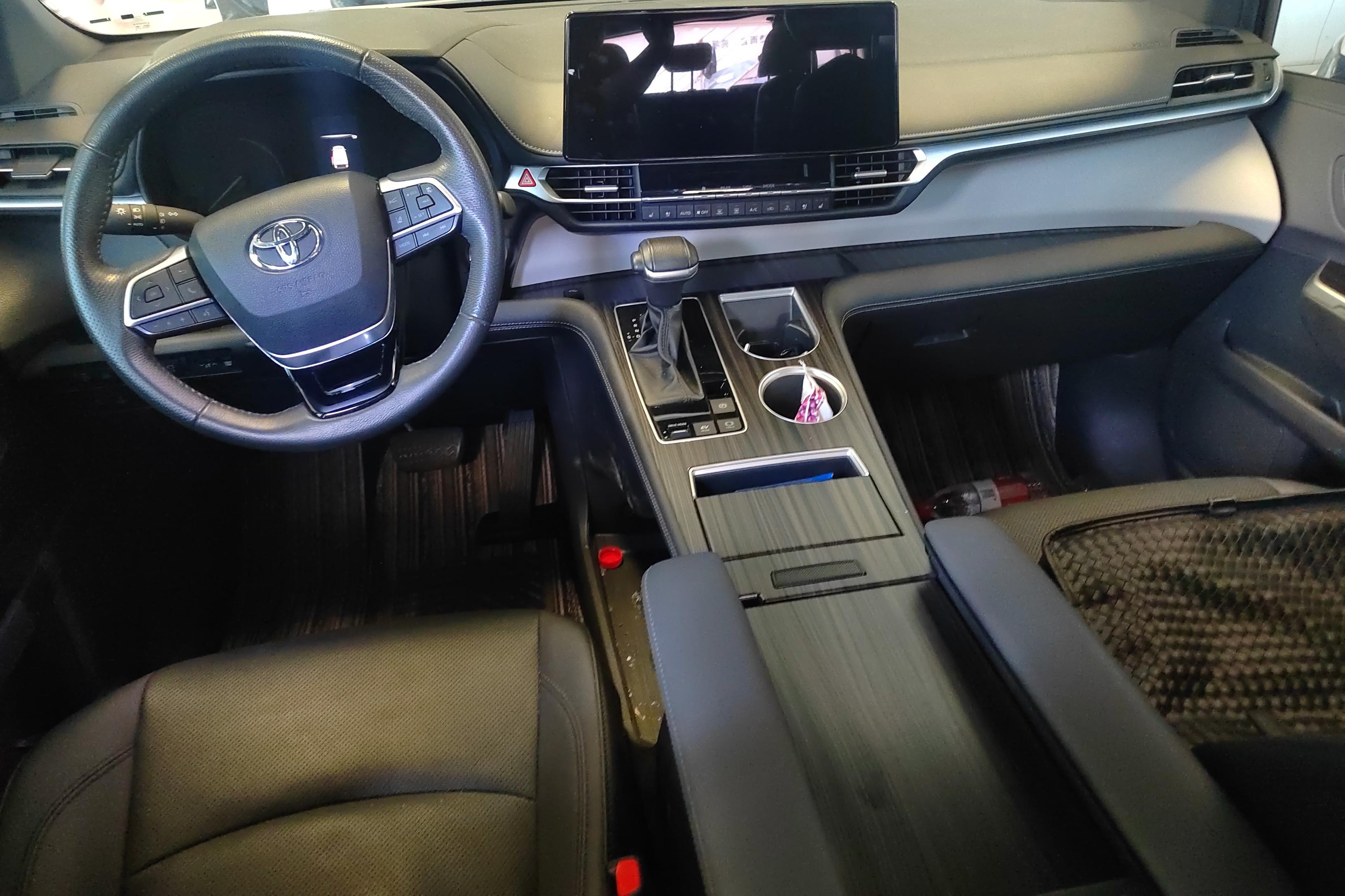 Toyota Granvia 2023 #15 Toyota Granvia 2023 immagine di auto #15