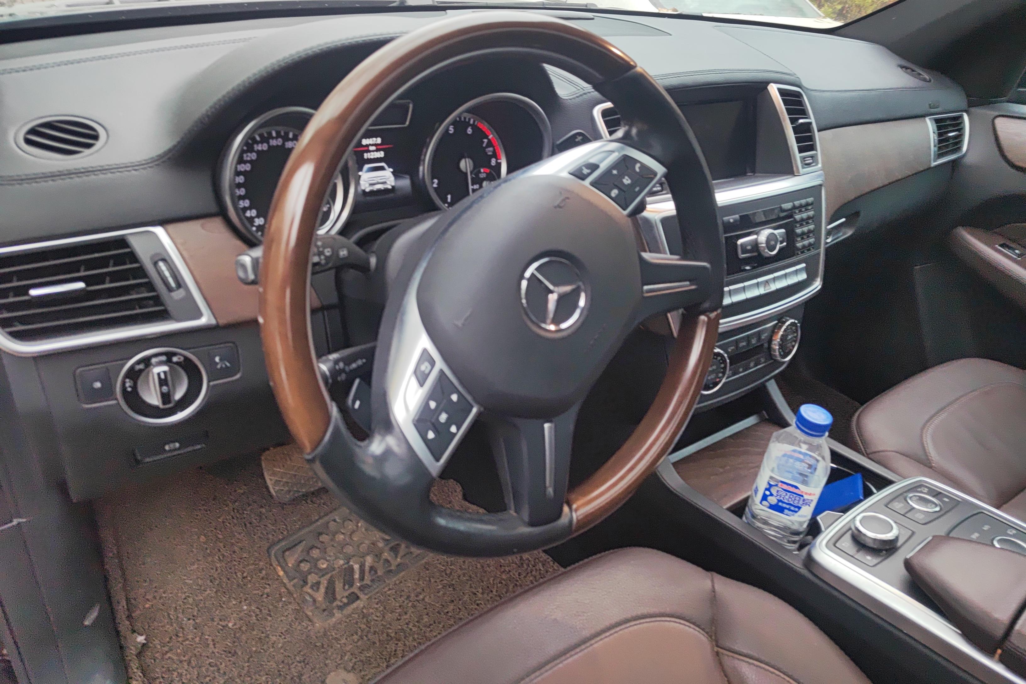 Mercedes-Benz GL Class 2015 immagine di auto #15