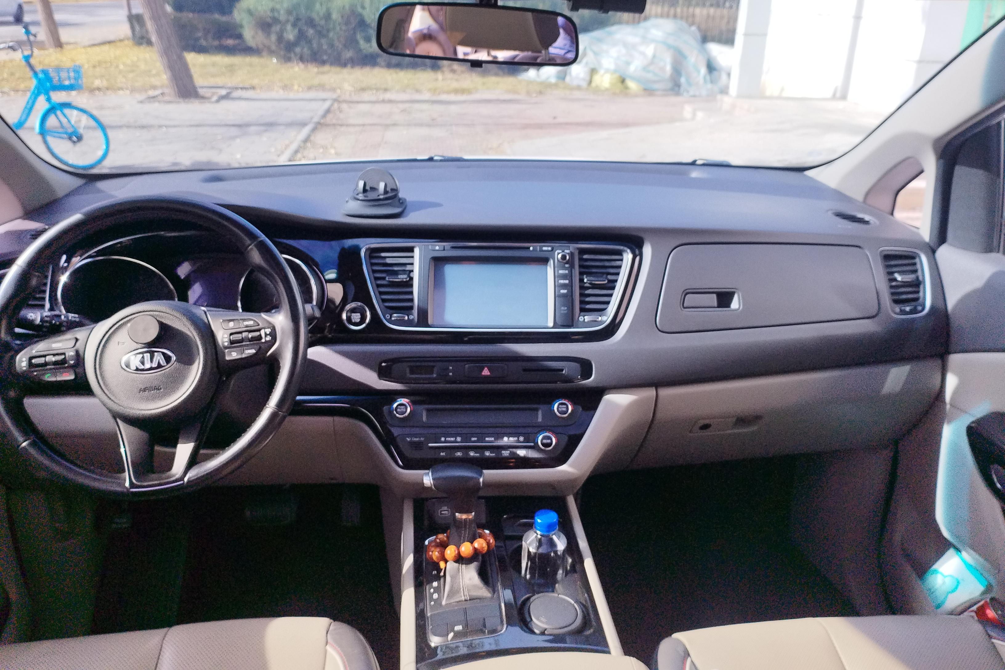 Kia Carnival 2017 изображение автомобиля #15