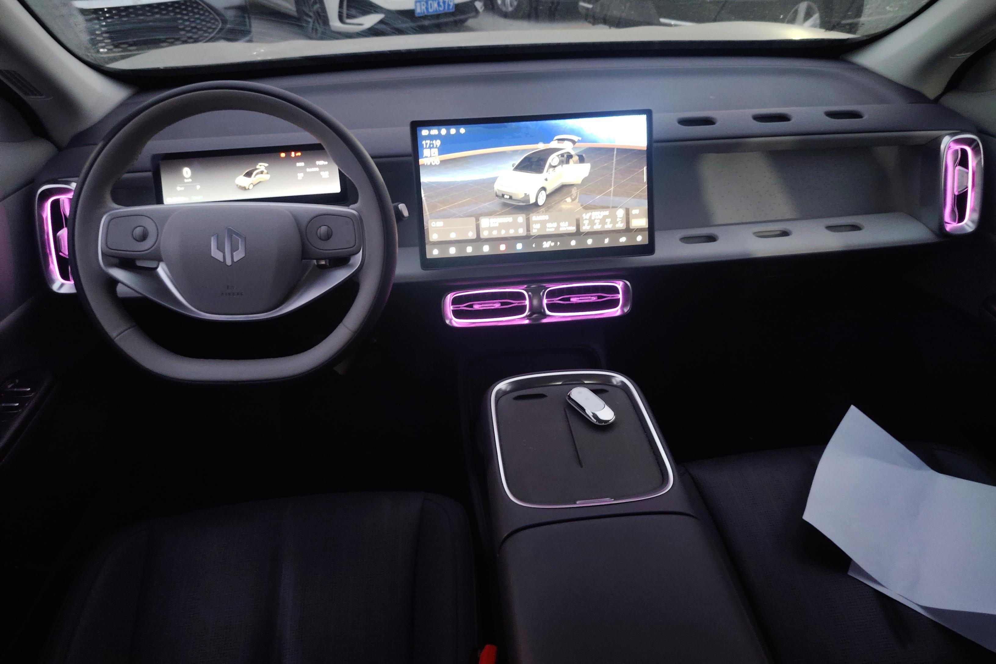 零跑汽车 零跑B10 2025 汽车图片 #15