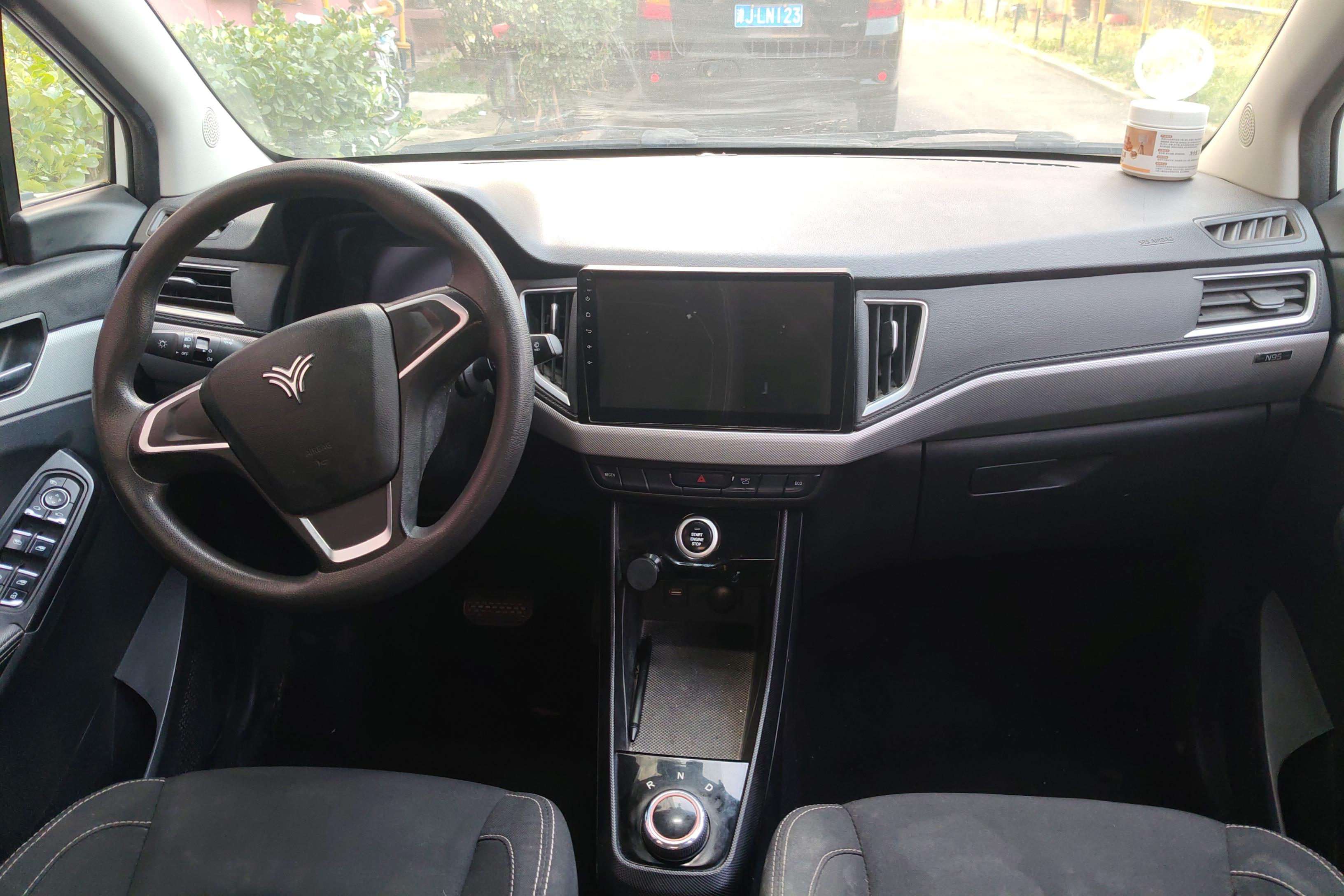 哪吒汽车 哪吒N01 2020 汽车图片 #15