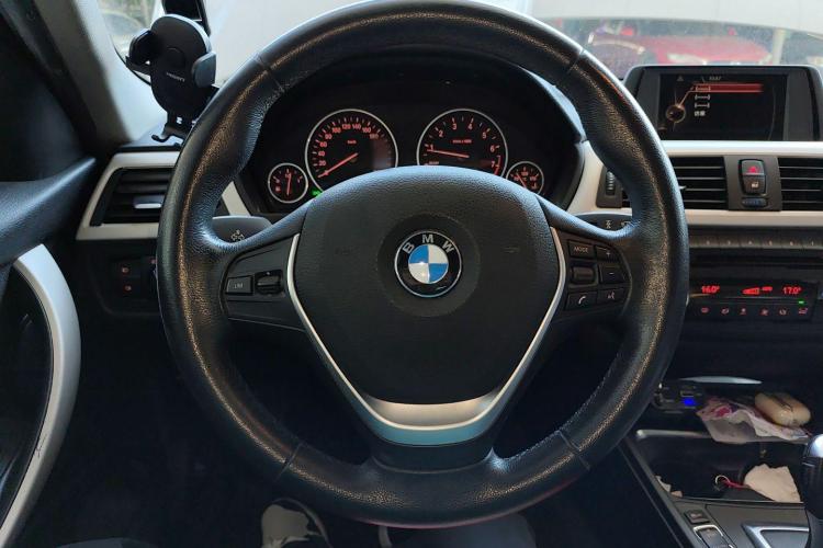 BMW 3 Series (Imported) 2016 #15 BMW 3 Series (Imported) 2016 imagen de coche #15