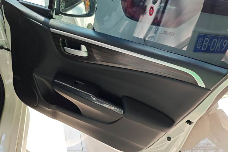 Honda Jade 2018 imagem de carro #15