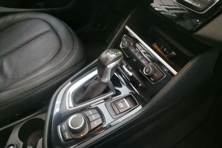 BMW 2 Series Gran Tourer 2016 صورة سيارة #15