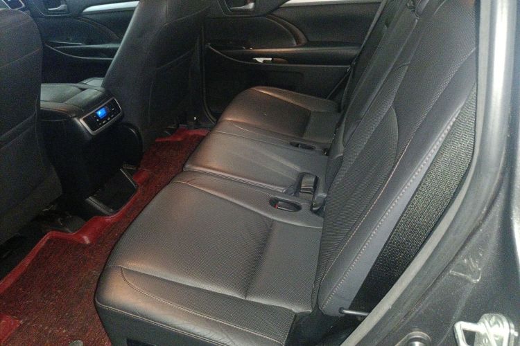 Toyota Highlander (Imported) 2018 #15 Toyota Highlander (Imported) 2018 immagine di auto #15