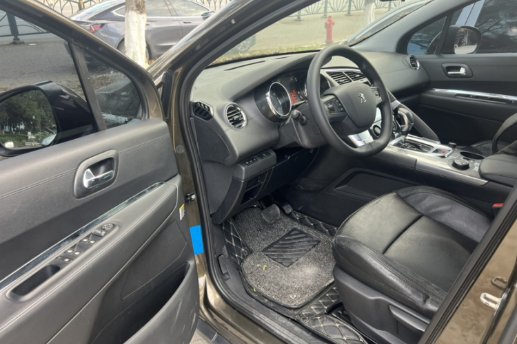 Peugeot 3008 2017 car image #15