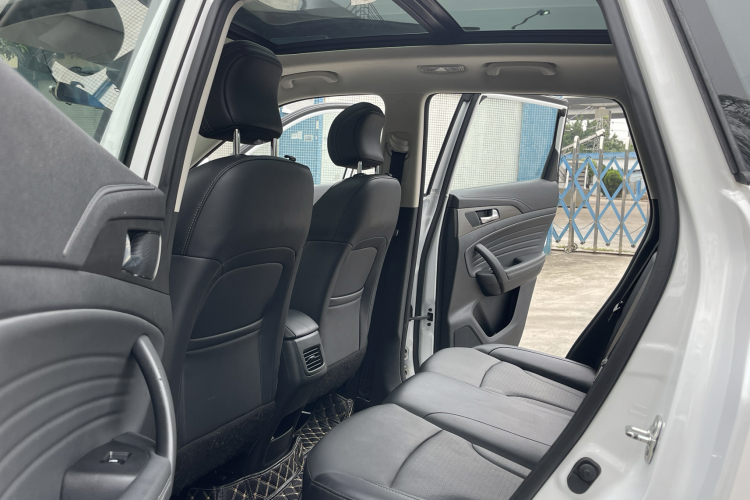 Changan CS35MAX 2020 car image #15