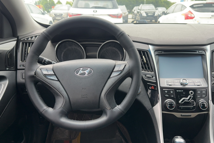 Hyundai Sonata NFC 2016 #15 Hyundai Sonata NFC 2016 car image #15
