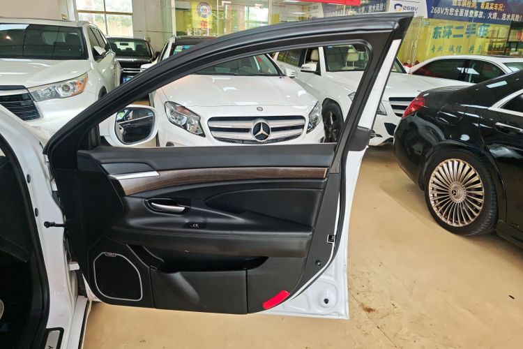 GEELY Ulion 2017 #15 GEELY Ulion 2017 immagine di auto #15