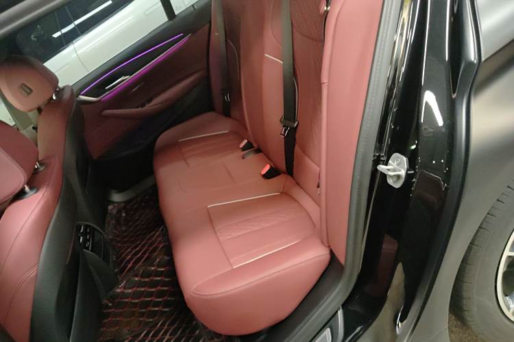 BMW M5 New Energy 2023 car image #15