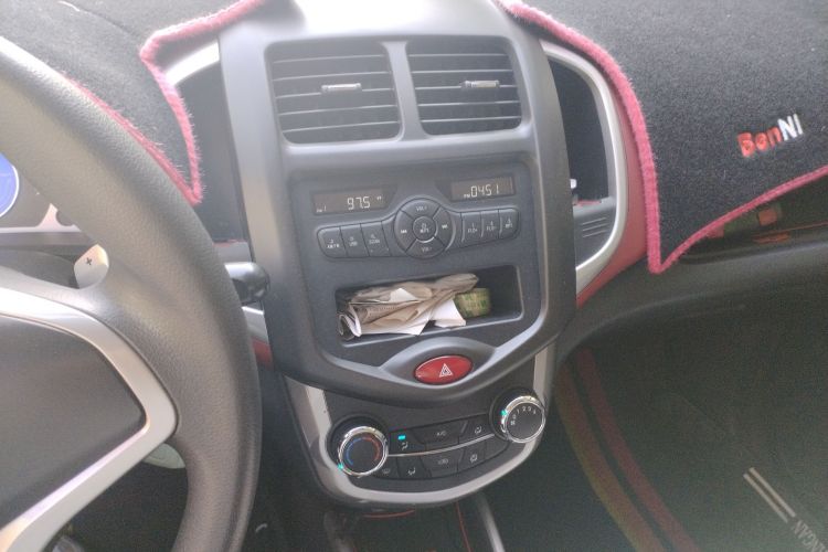 Changan BenBen 2016 #15 Changan BenBen 2016 صورة سيارة #15